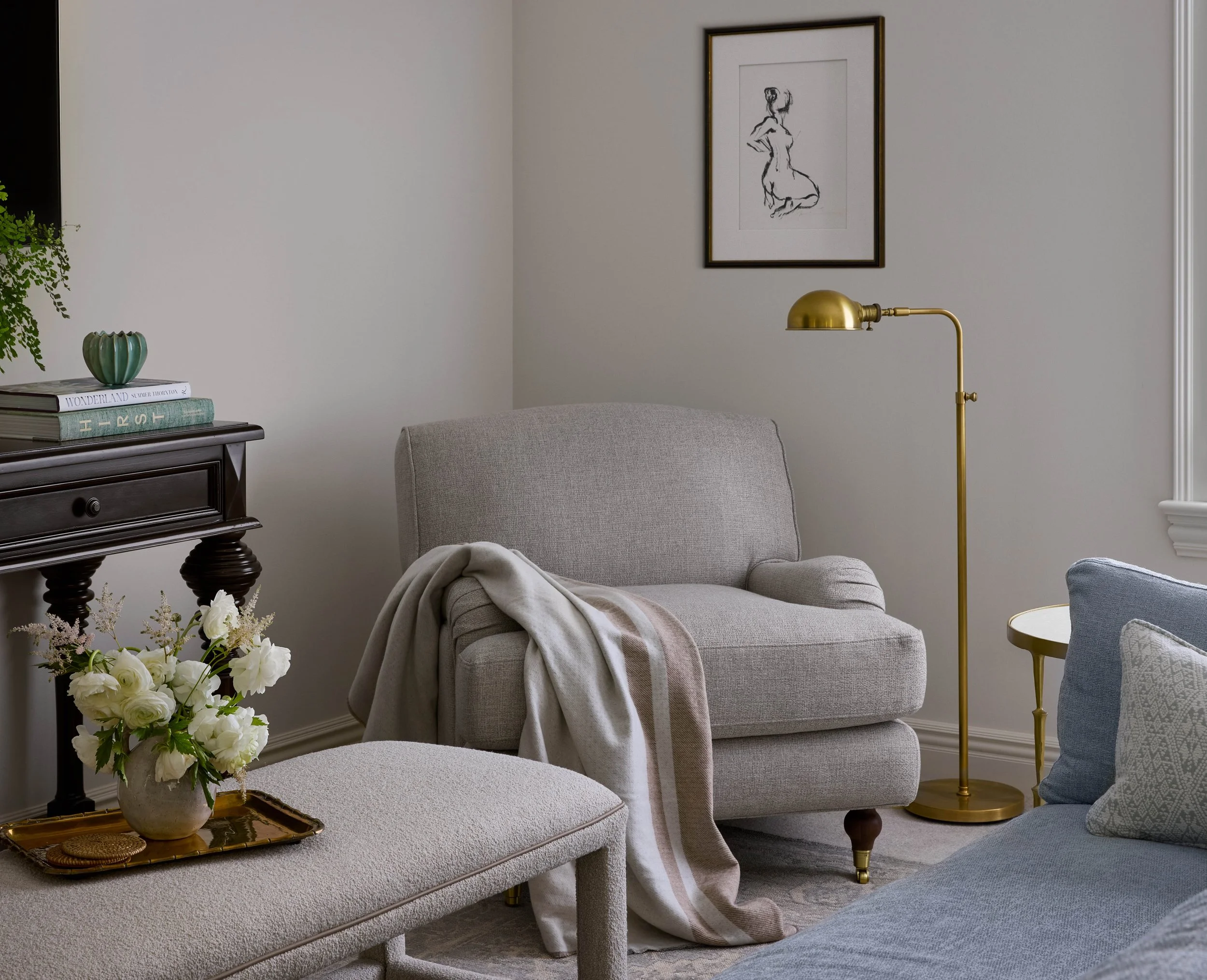 19- master bed seating area.jpg