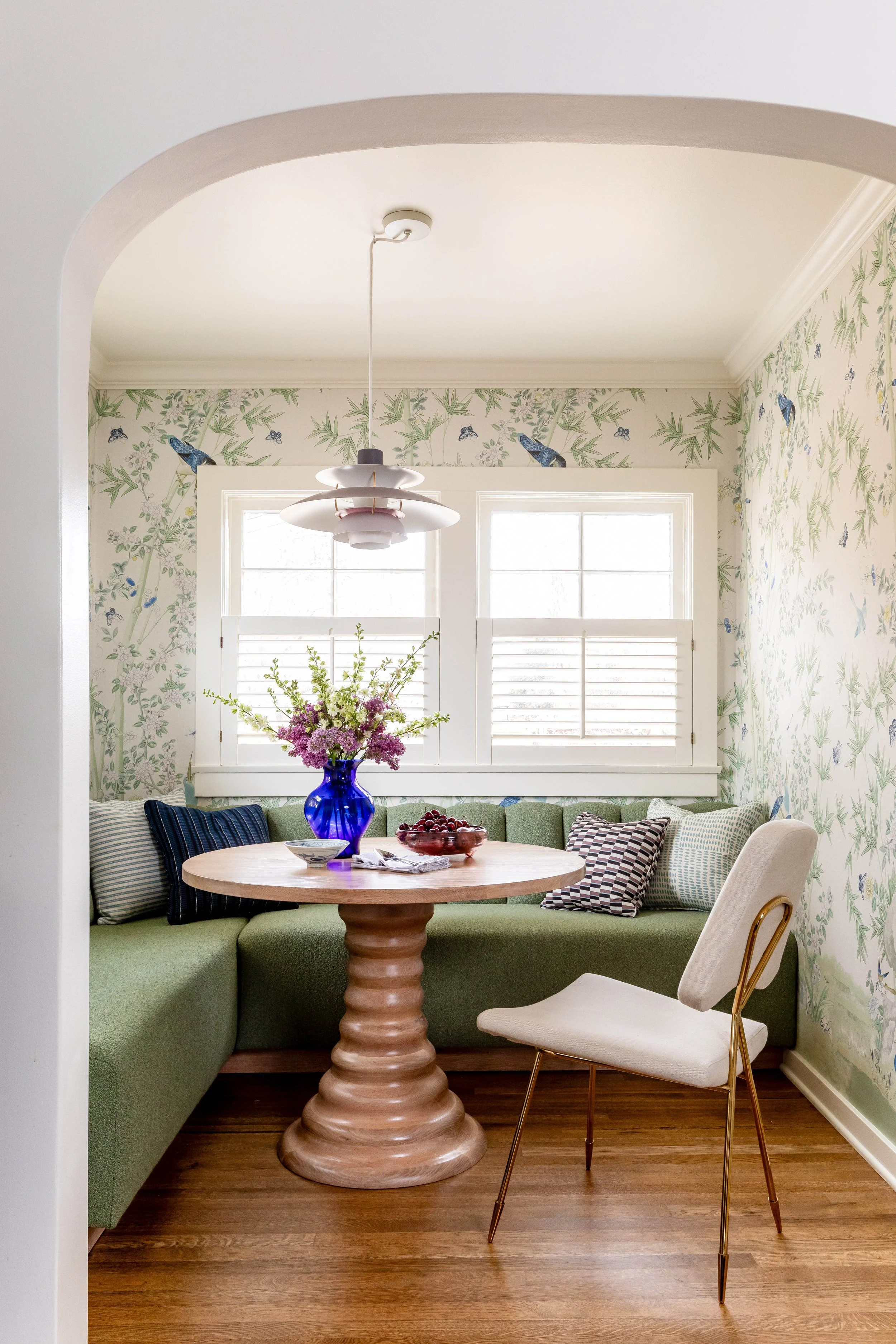 Elizabeth Stamos Design Gilmer Breakfast Nook by Lindsay Salazar Photography, styling by Noelle Wright.jpg