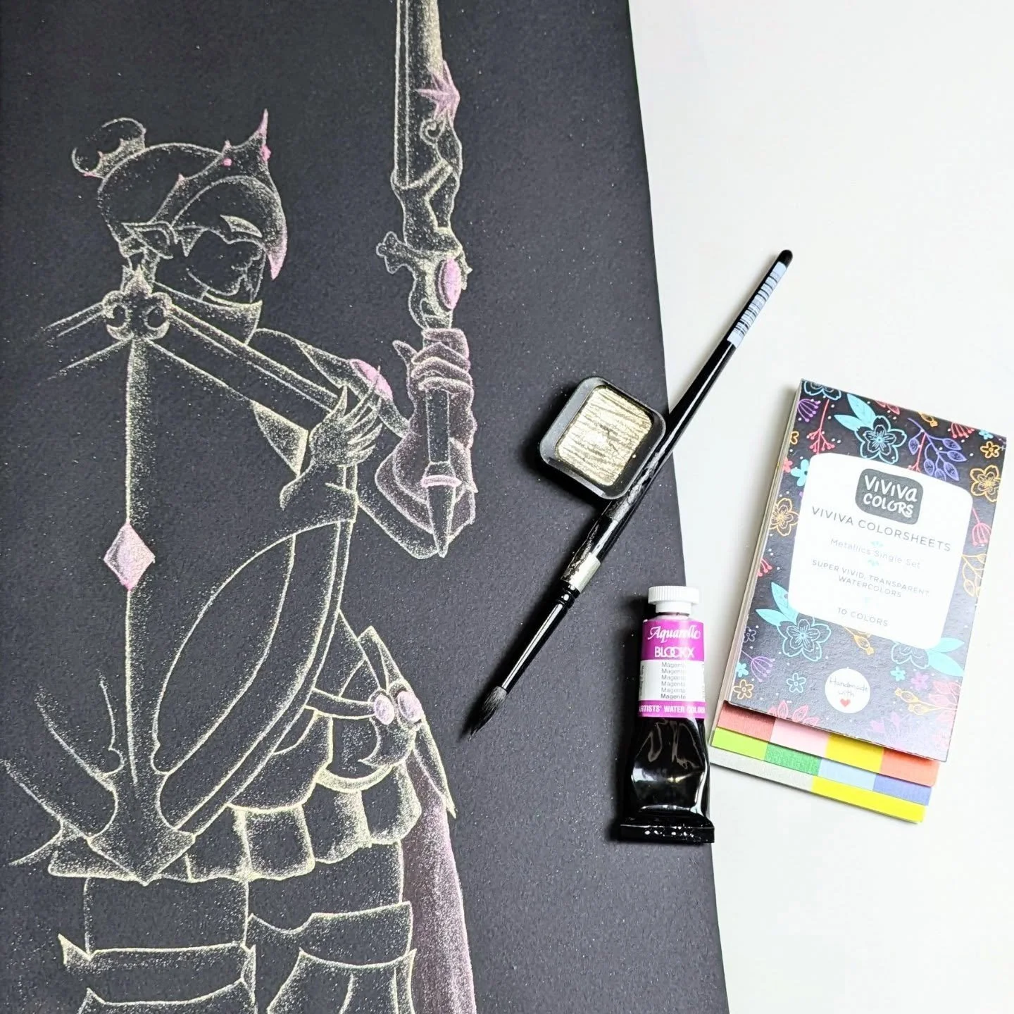 Je travaille d&eacute;j&agrave; tr&egrave;s fort pour le prochain patron. 
Inscrivez-vous &agrave; mon infolettre pour &ecirc;tre au courant en premier de mon prochain projet! www.stephaniefilionartiste.ca