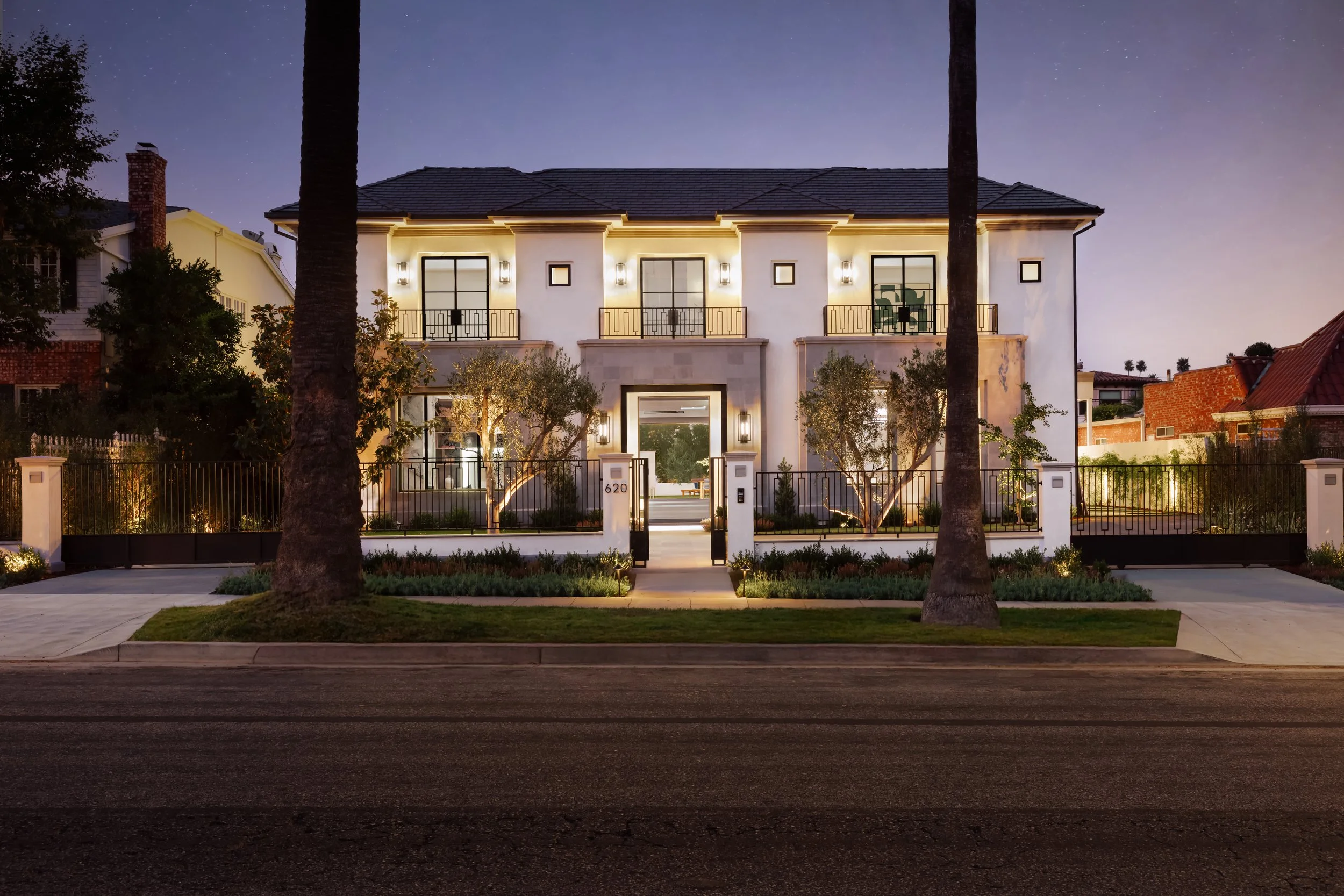 $19,995,000 | 620 N Bedford Dr