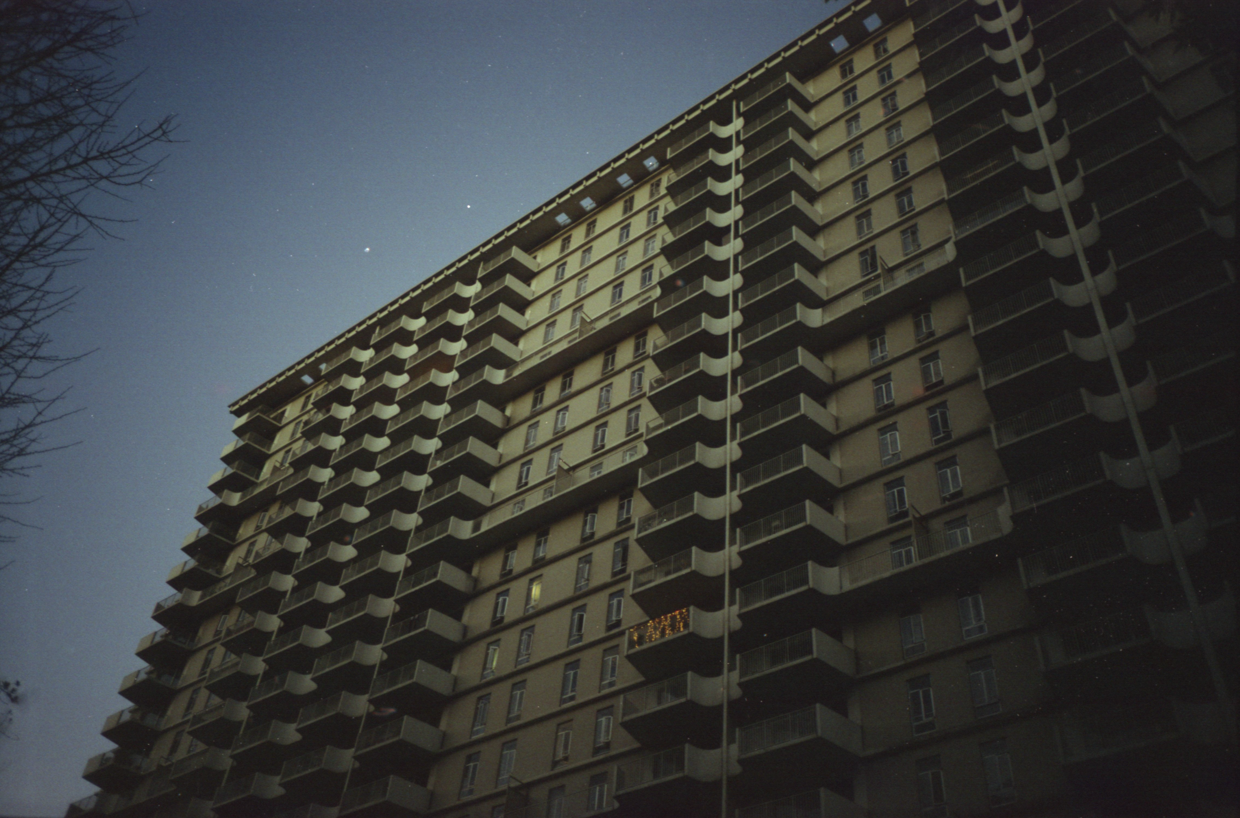 Embarcadero Apartments.png