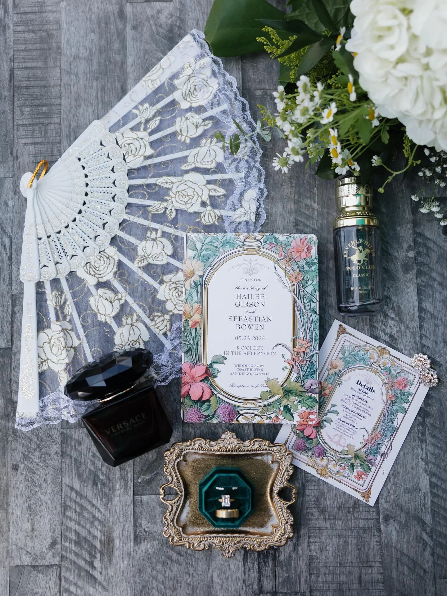 all in the details ✨💍🤍

Coordination | @gloweventcoordination 
Photo | @briberryphotography 
Content Creator | @contentbyfi 
Venue | @theweddingbowl 

#sandiegoweddings #sandiegoweddingplanner #sandiegodayofcoordinator #socalweddingcoordinator #wed