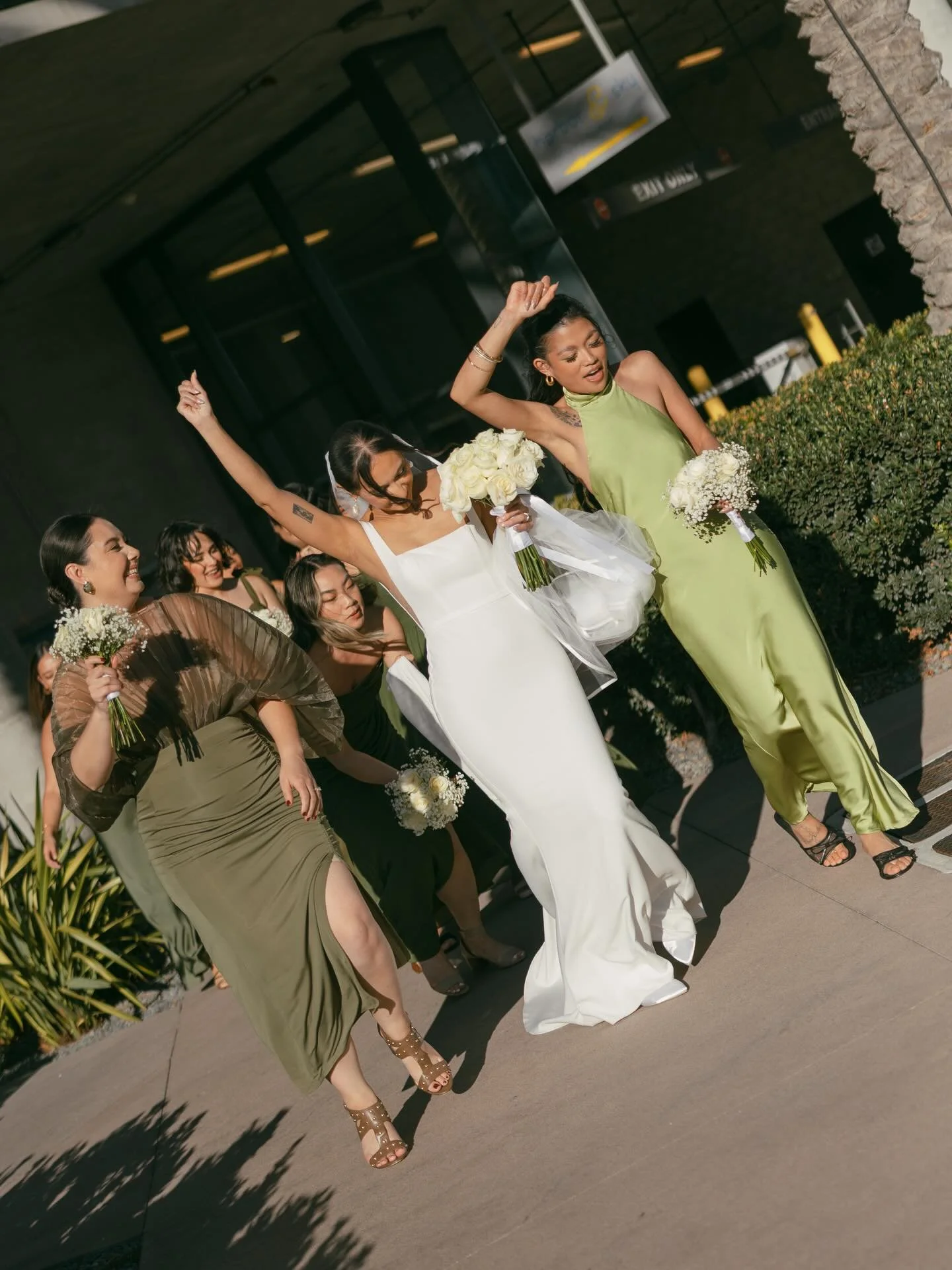 hype squad in attendance ✨🤍😍

Coordination | @gloweventcoordination 
Venue | @thelanesd 
Photo | @photos.janine 
Video | @shotsonus.sd 
Makeup | @anitra_v_makeup 
Hair | @hairbycarolinesd 

#sandiegoweddings #sandiegoweddingplanner #sandiegodayofco