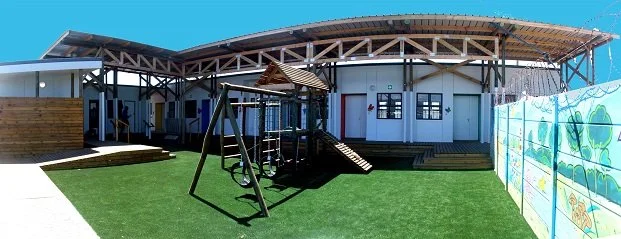Der fertige Kindergarten Ark Angels in Overcome Heights bei Kapstadt.