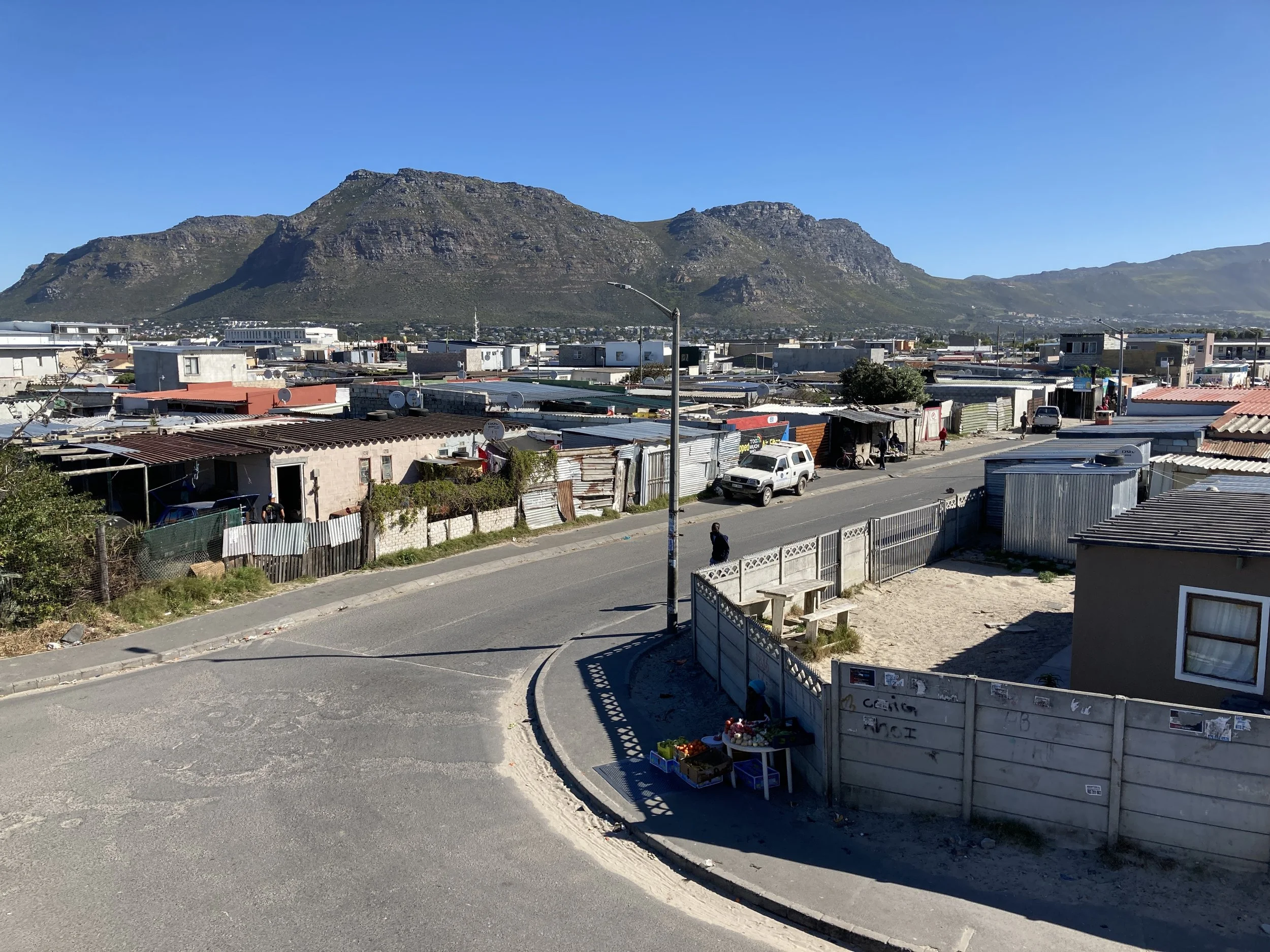 Das Township Capricorn in Kapstadt, dort wo sich der Kindergarten True North befindet.