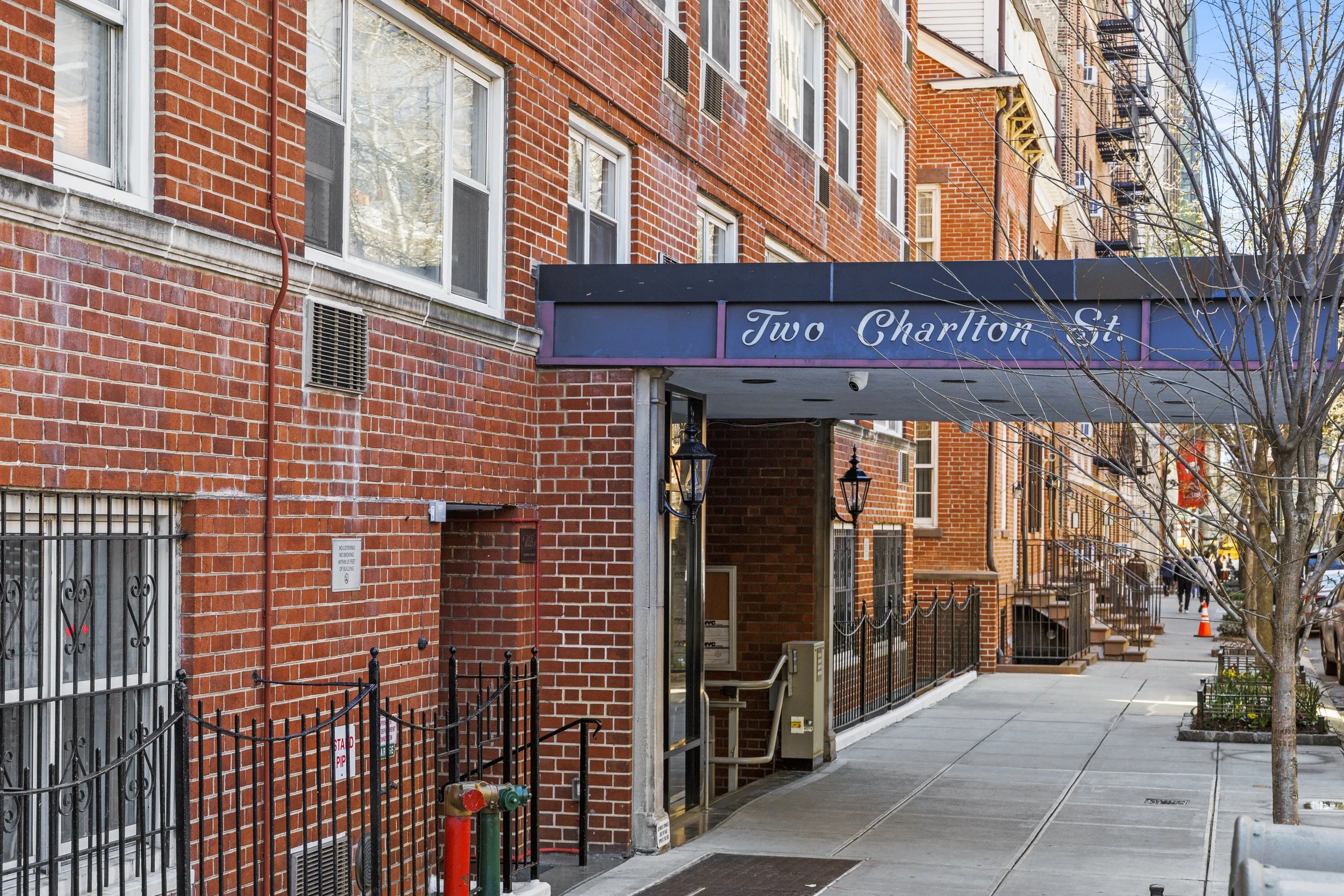 2 Charlton Street entrance