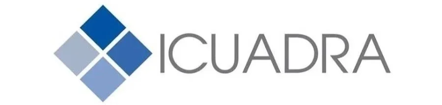 Logo que consiste en cuatro cuadrados azules y grises dispuestos en forma de cuadrado y la palabra 'CUADRA' en letras mayúsculas a la derecha.