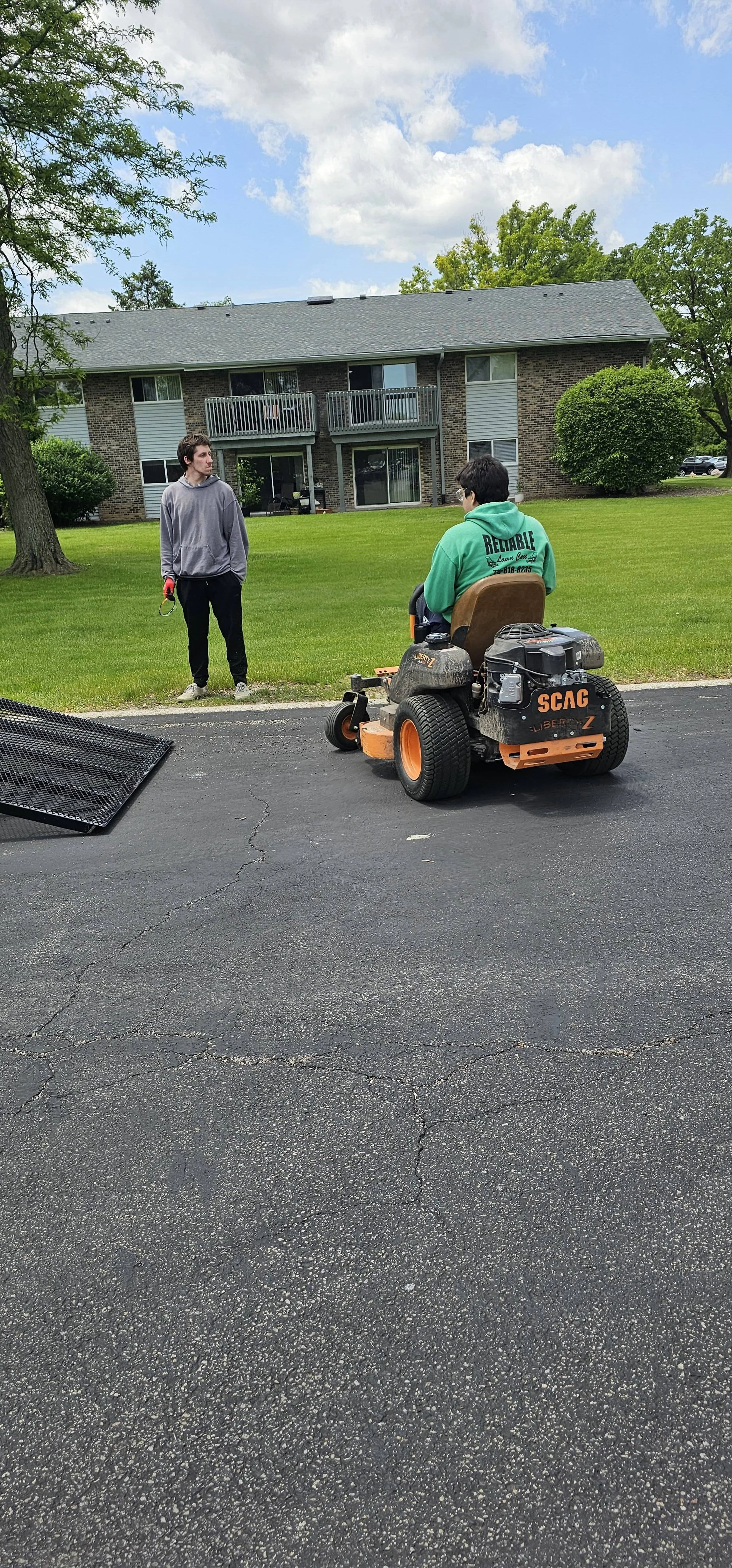 affordable-lawn-care-company-darien-il-near-me