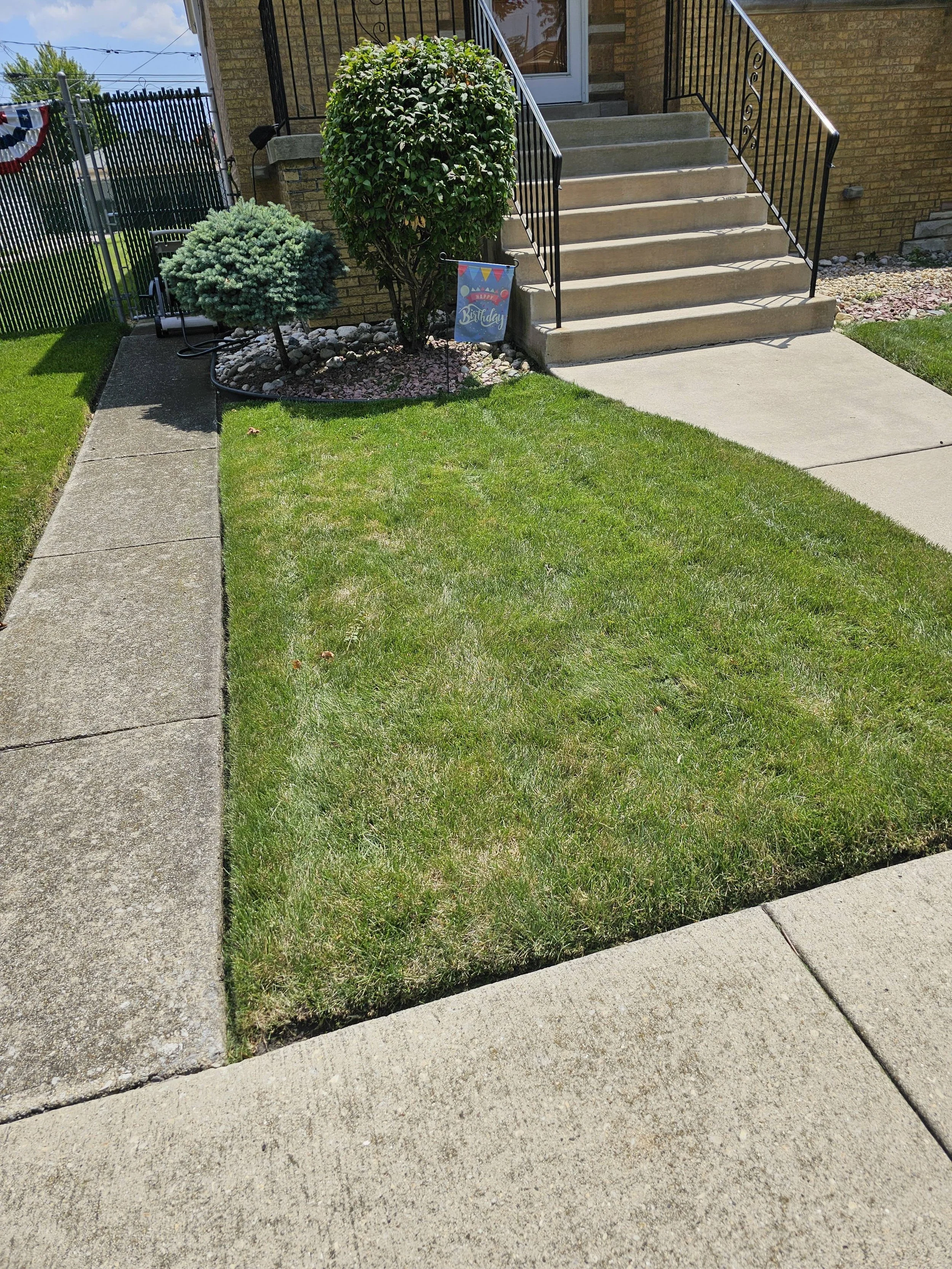 reliable-lawn-care-company-aerating-darien