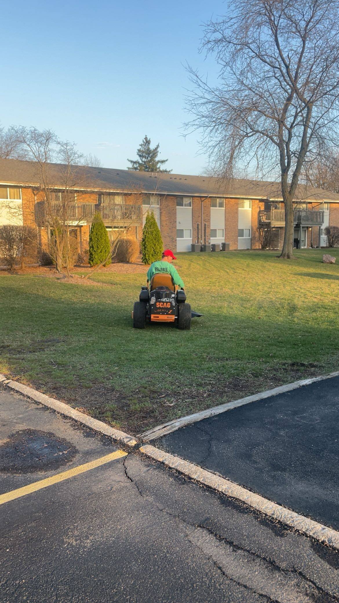 lawn-care-maintenance-near-me-orland-park-iljpg