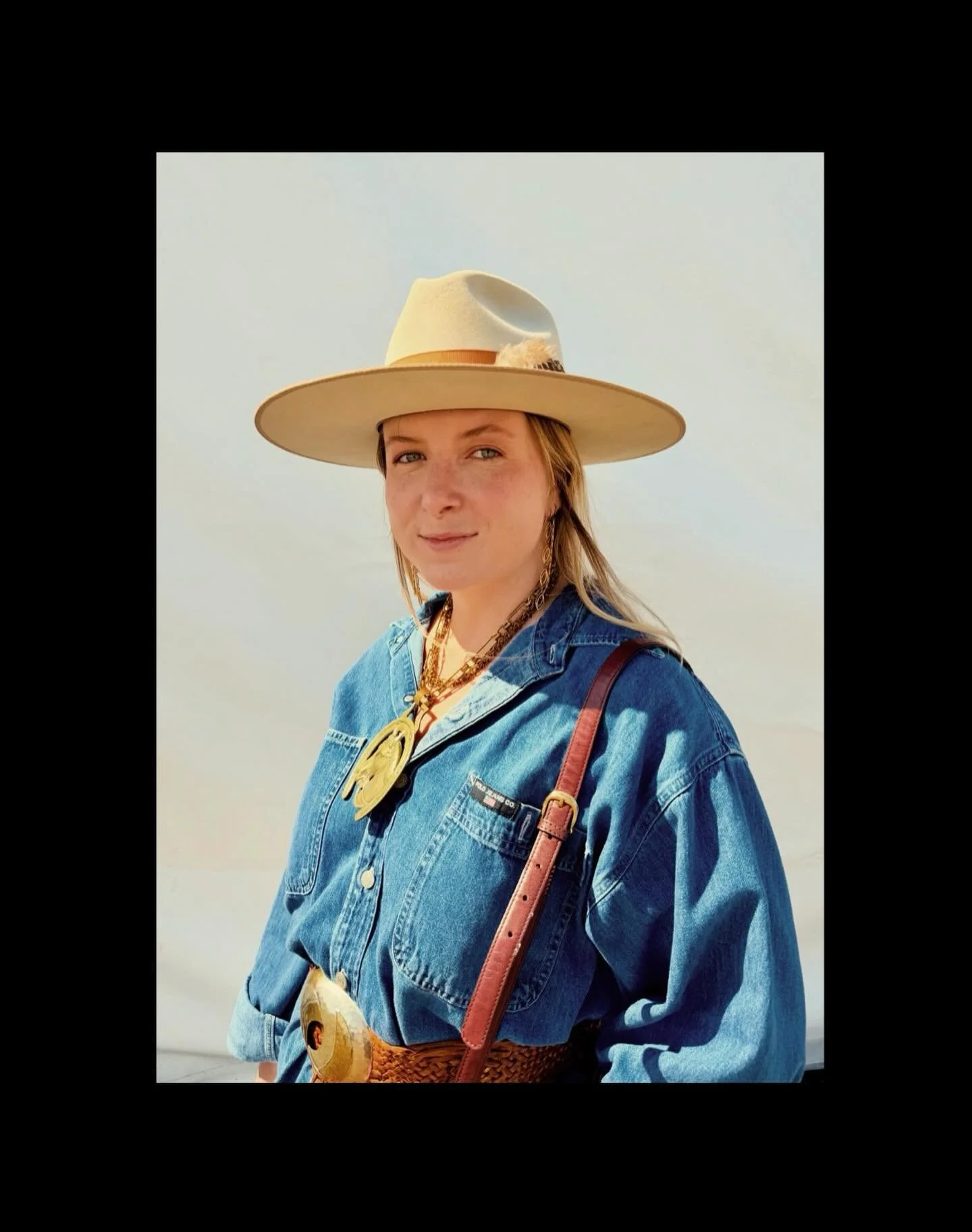 Another beautiful, sunny day at Round Top! Stop by and say hi; we are located in Tent D @thearborsroundtop #roundtop #roundtoptx #roundtopantiquesweek #thearborsroundtop #westernstyle