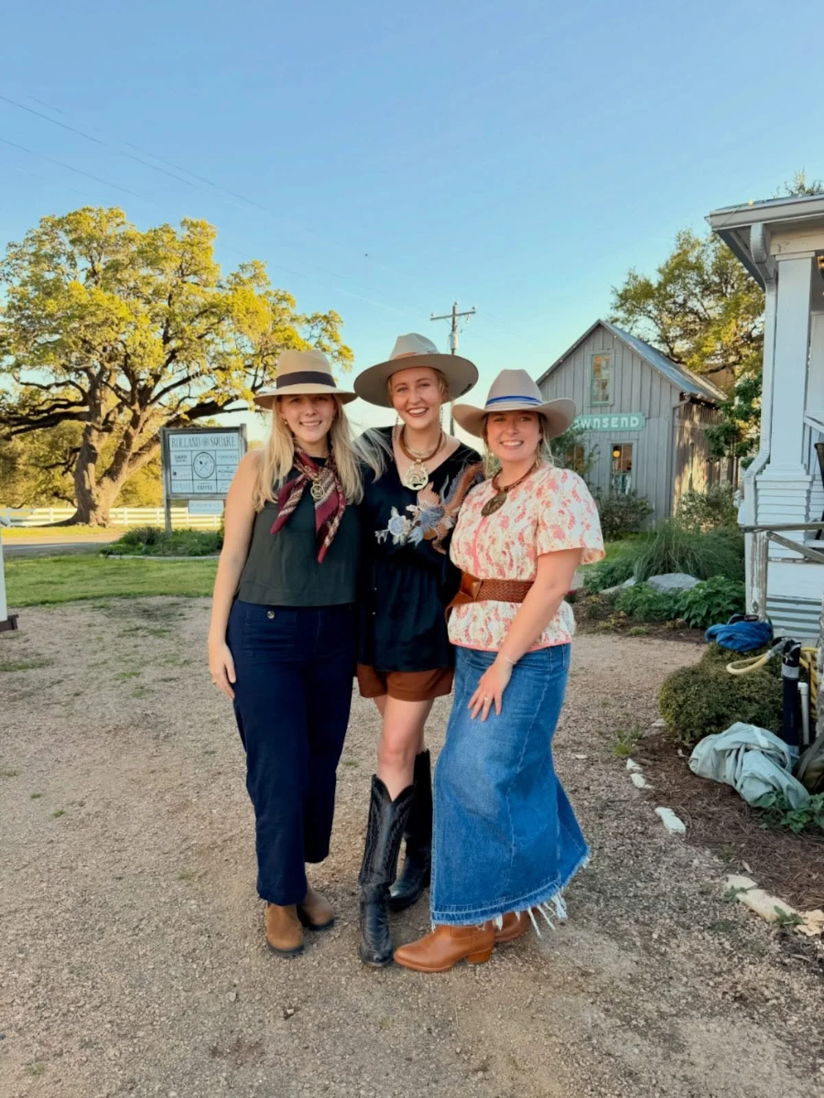 The second week of Round Top is in full swing and we are celebrating these fabulous days with evenings on the patio @thegardencompany Come shop our spring show in Tent D  @thearborsroundtop  And thank you @sbcreative_ for the impromptu photo shoot! #