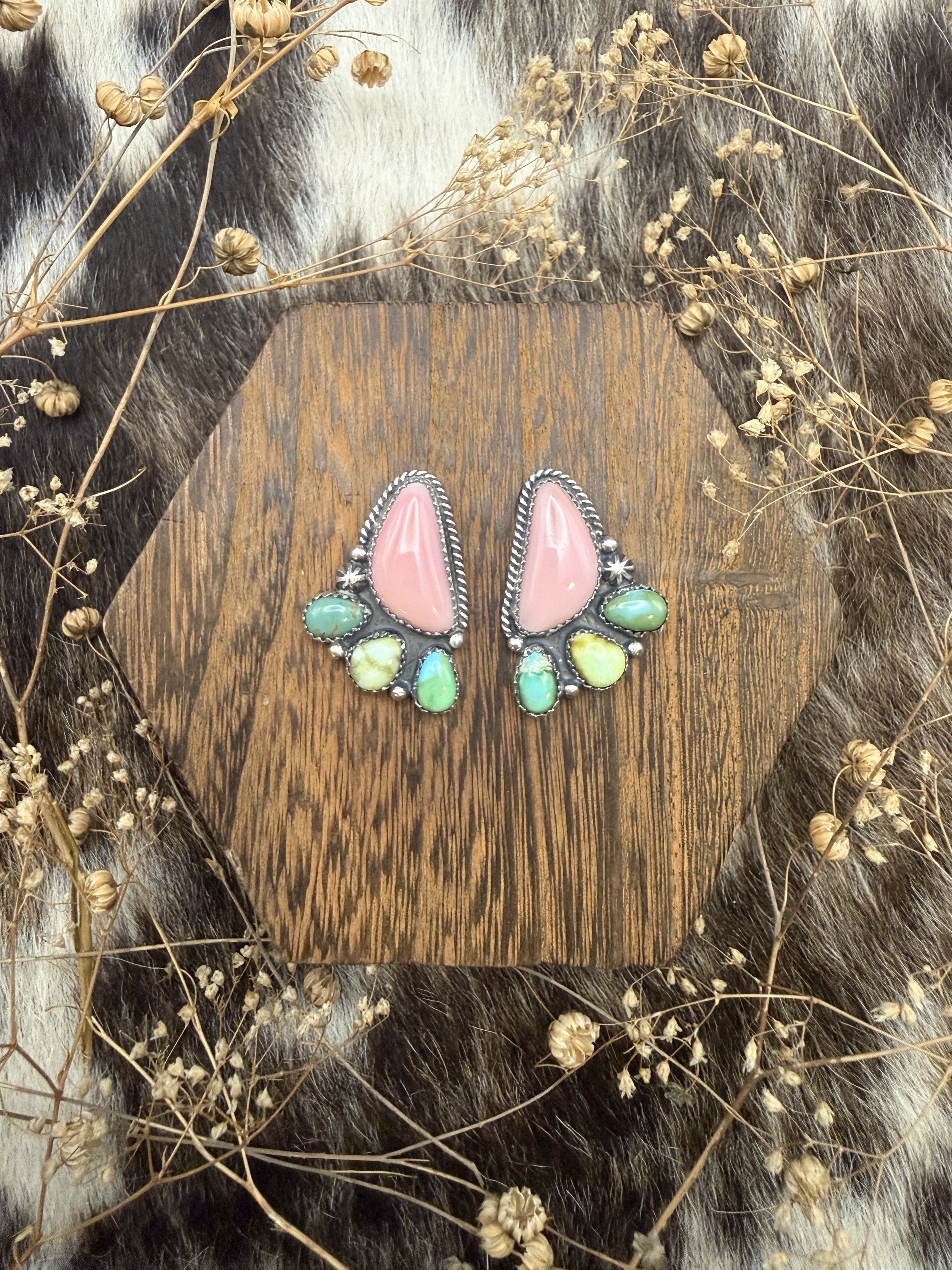 Queen Conch, Emerald Valley, & Palomino