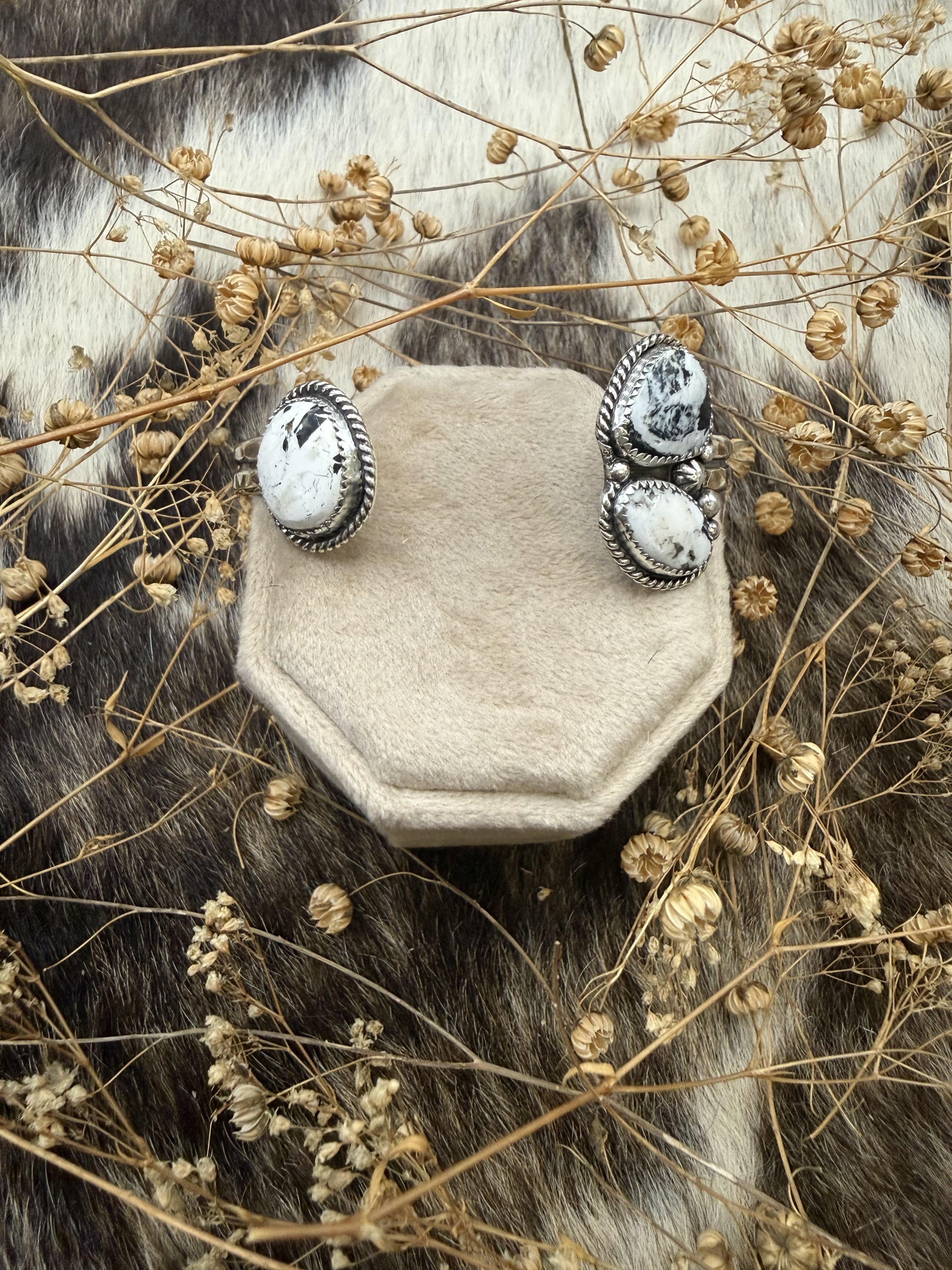 White Buffalo - Average-Large