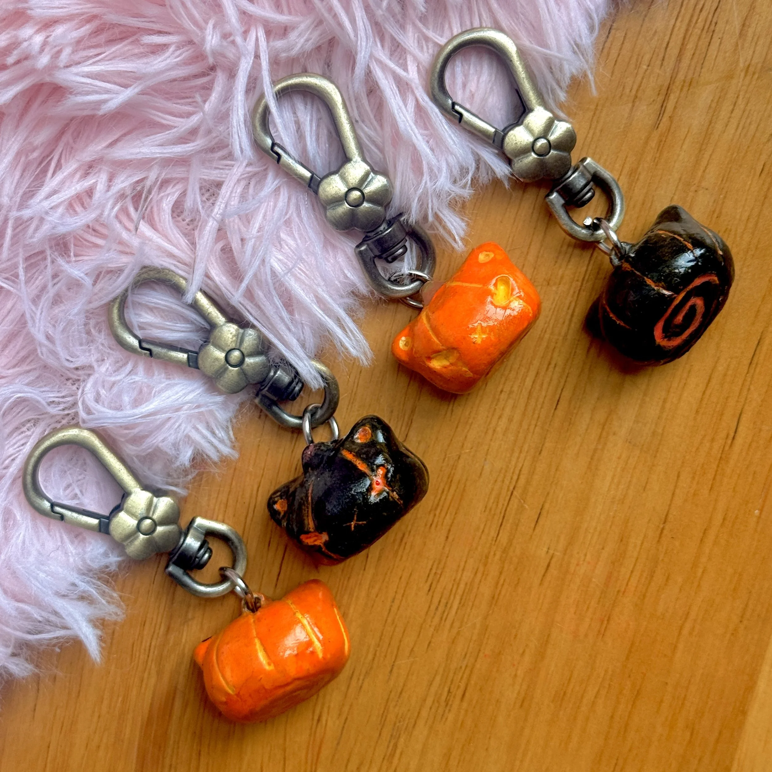 Gat'o'lanterns | charms