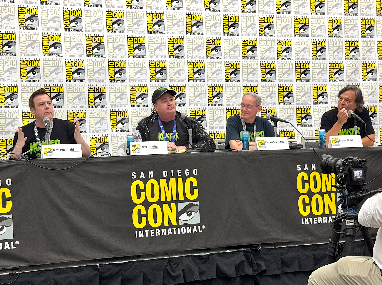 MONSTER PARTY COMIC-CON PANEL PICS!