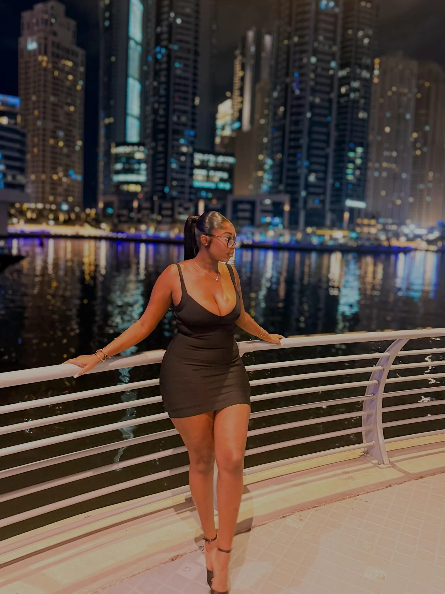 A frontal ponytail is top 2 &amp; not 2, it&rsquo;s so tea ☕️

20&rdquo; raw HD lace frontal ponytail 
@kemiahairuk Stylist

Love &amp; Grace for the prettyyyy girlies 

#frontalponytail #frontalponytaillondon #loveandgracehair