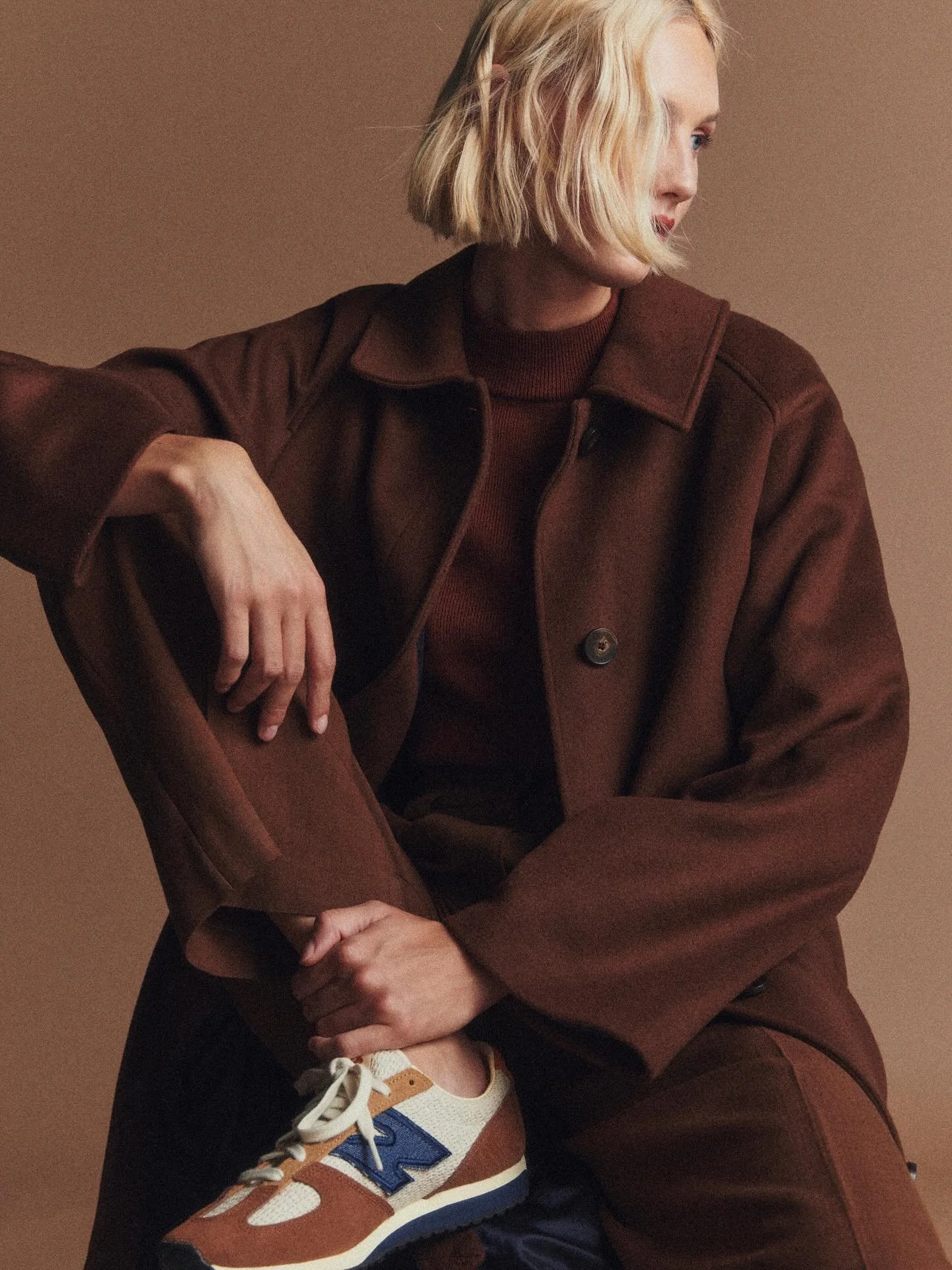 This fall, S&eacute;zane teams up with New Balance to launch a limited-edition sneaker, marking the first collaboration between the two brands. 

Months in the making, the design is a Parisian interpretation of New Balance&rsquo;s beloved 471 silhoue