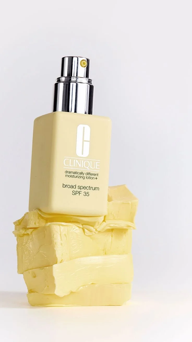 Clinique Dramatically Different™ Moisturizing Lotion+ SPF 50.jpg