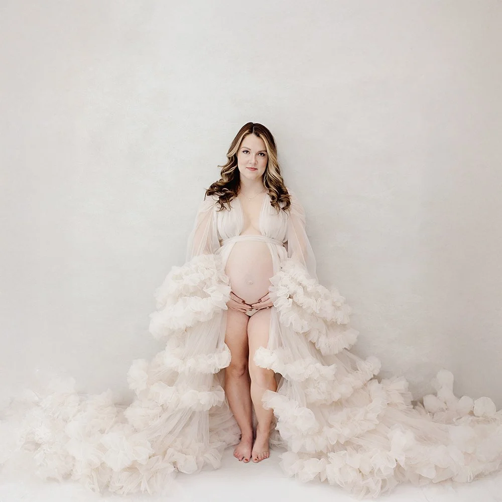 When you're in your last trimester...⁠
⁠
and still working, still doing ALL the things, and people stop in their tracks to tell you how amazing you look&mdash;THAT is power. ✨⁠
⁠
It&rsquo;s the kind of strength that doesn&rsquo;t need a stage or a sp