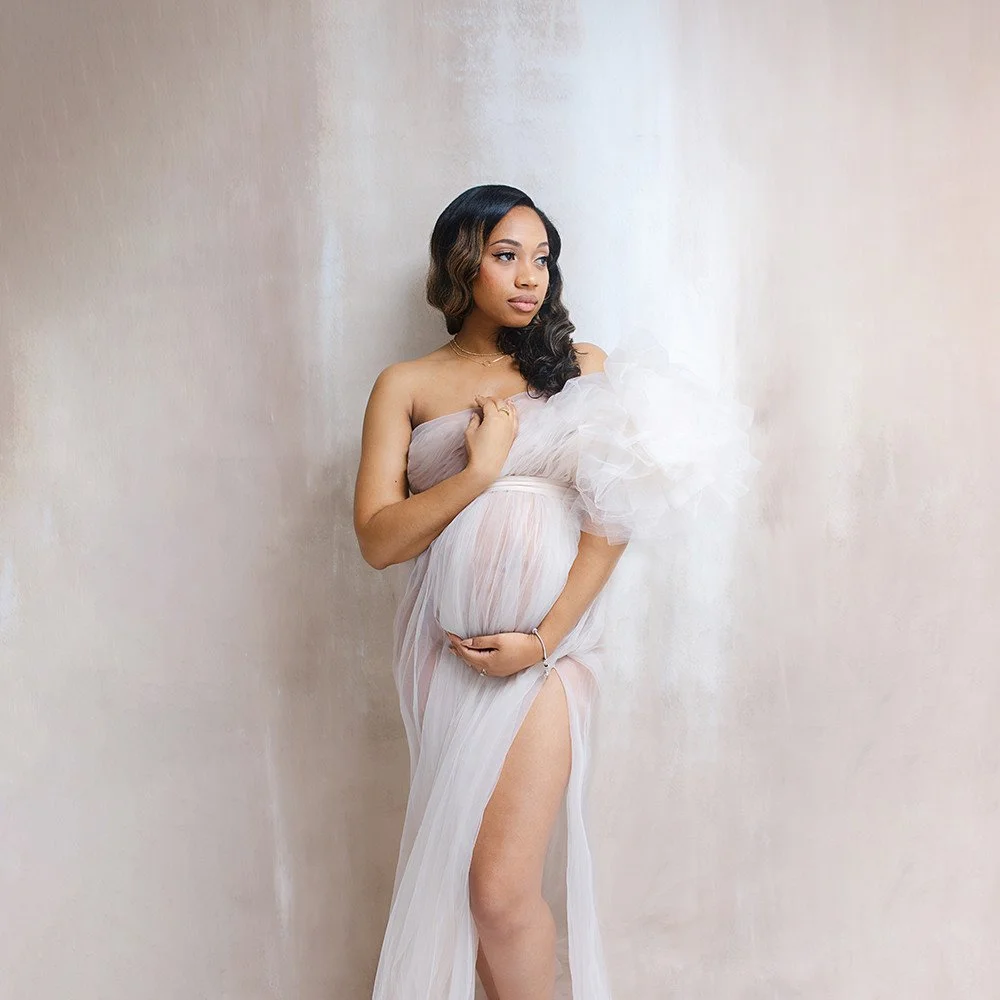 Want to know why having maternity photos taken can be a total game-changer for you?⁠
⁠
It&rsquo;s not just because you&rsquo;ll have stunning, high-quality images to celebrate this incredible chapter of your life. 📸⁠
Or just because it&rsquo;s the p