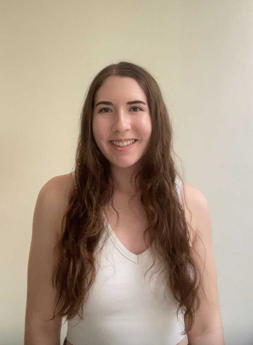 Abby Haramis Headshot.jpg