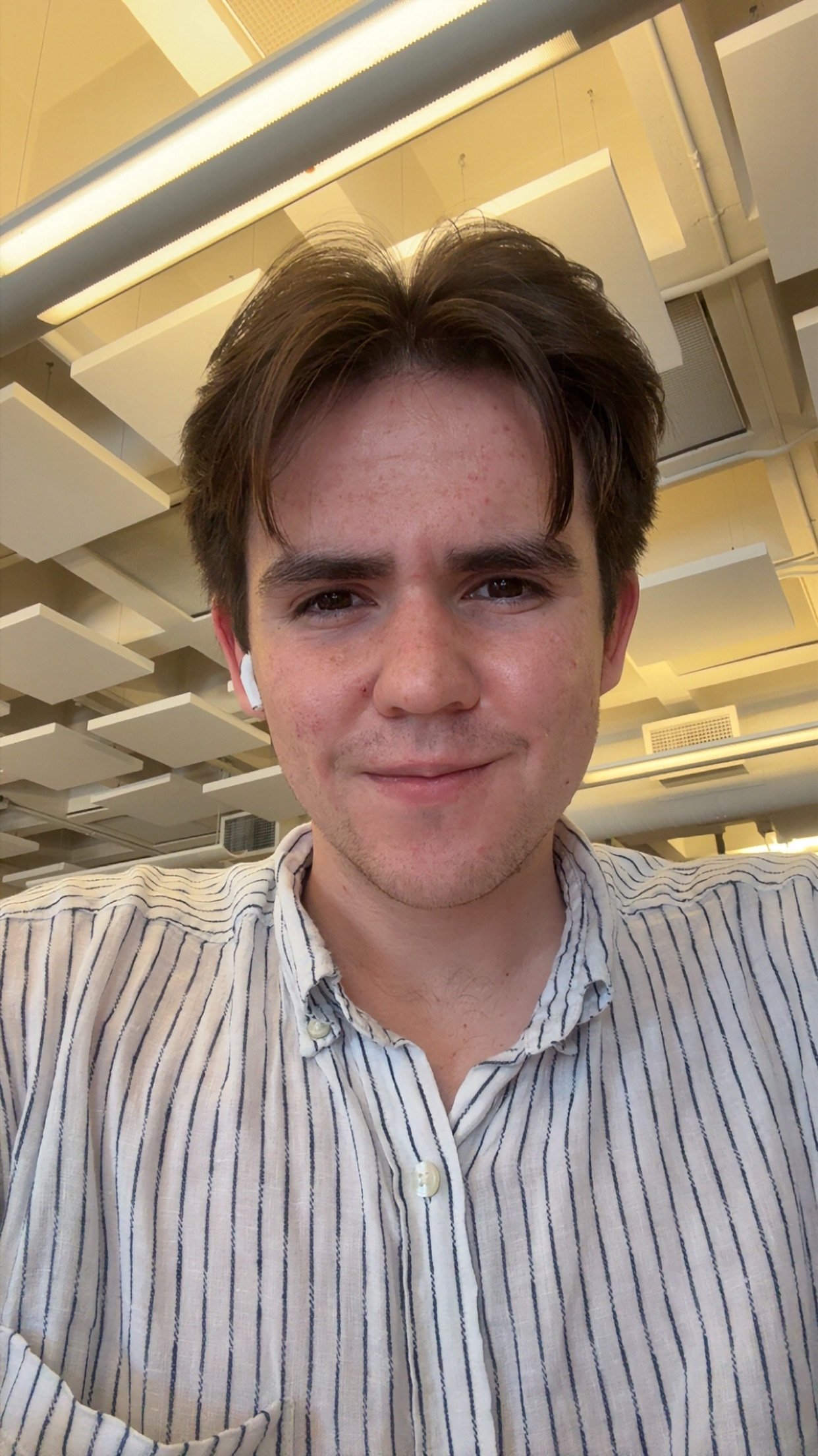 Oliver Patrick Byrne Headshot.jpeg