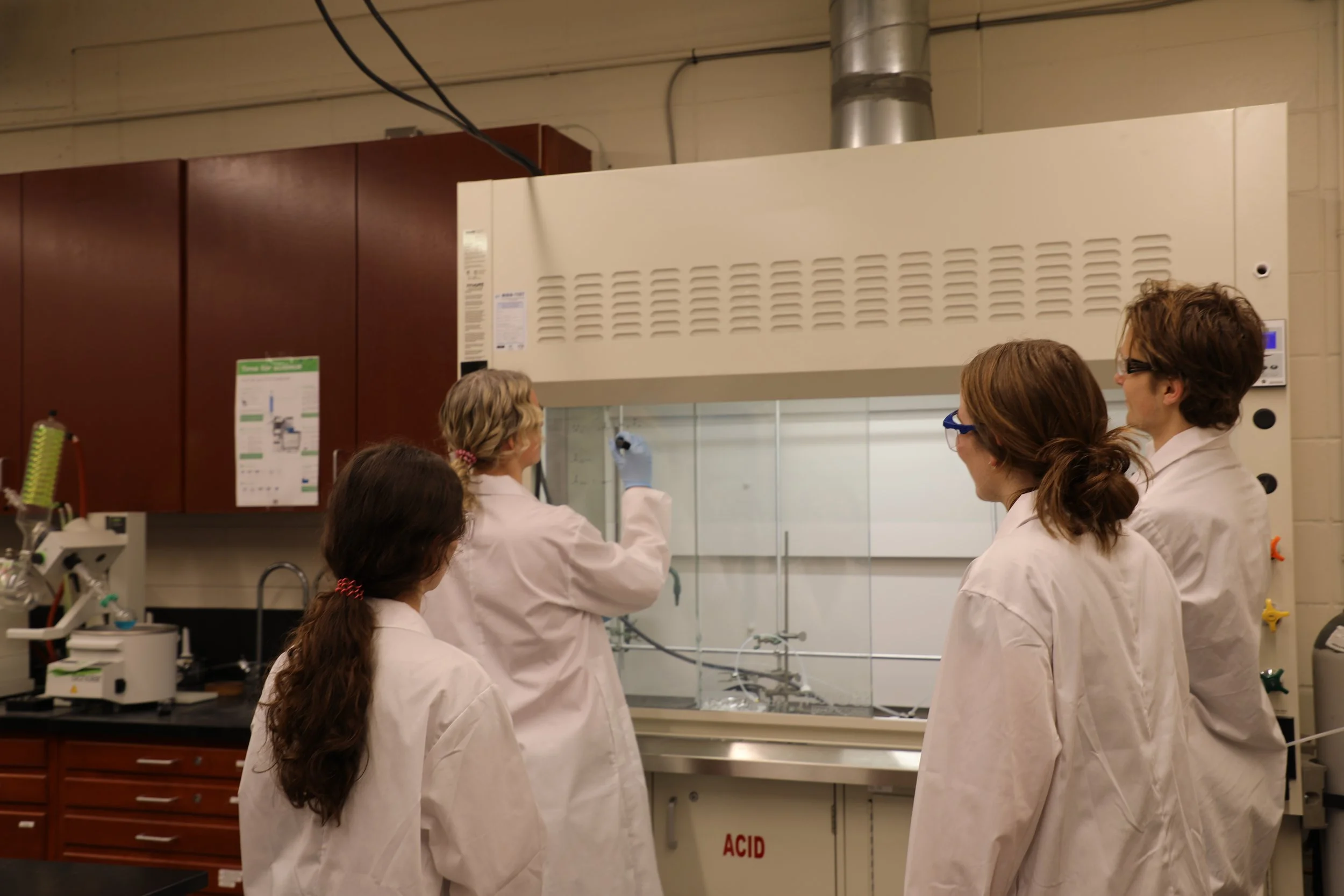 RB Undergrads Chat.JPG