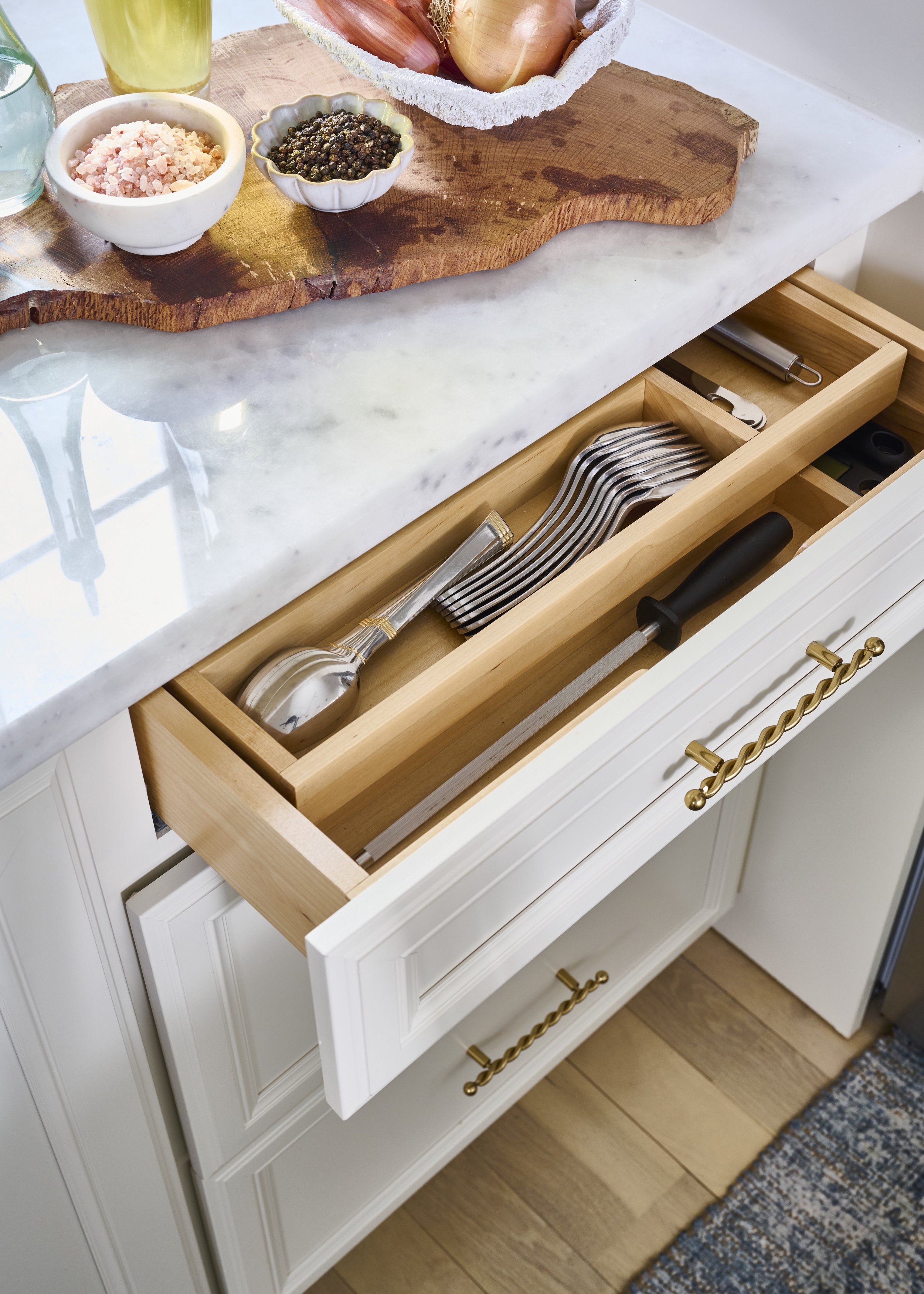 WOOD CUTLERY DIVIDER, KITCHEN DRAWER ORGANIZATION