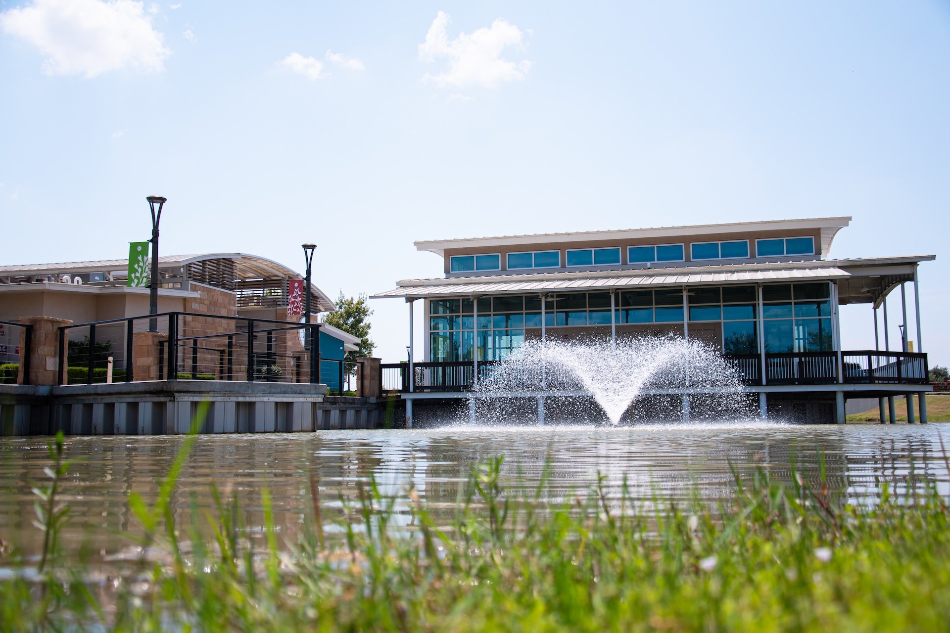 Commercial landscape managed by Ethoscapes in the Houston area
