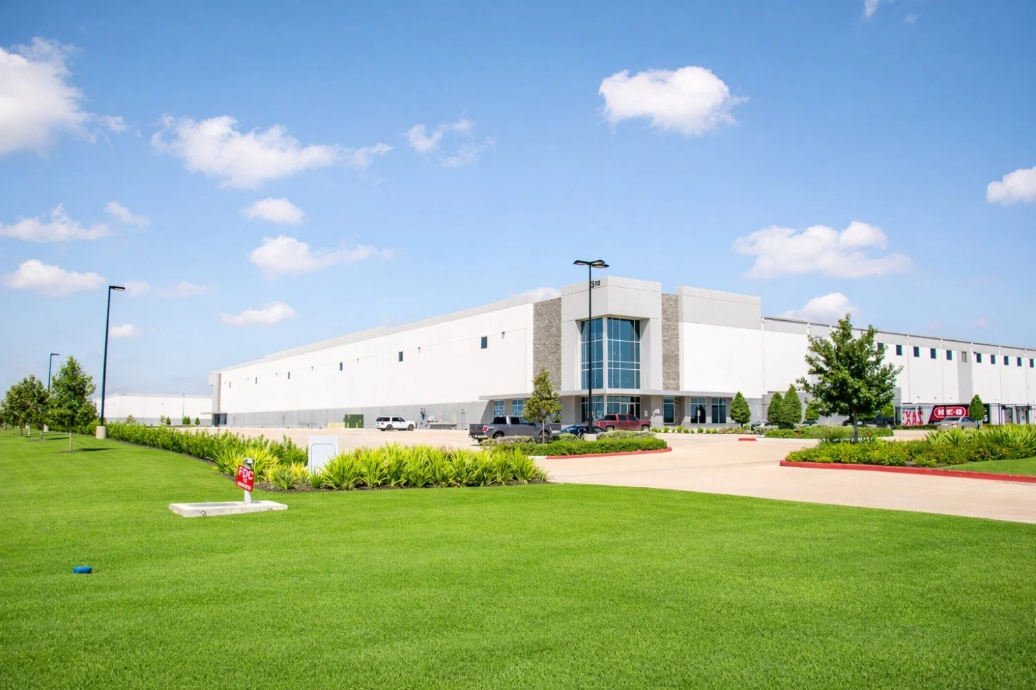 Weekly commercial mowing service in Brazoria County, TX