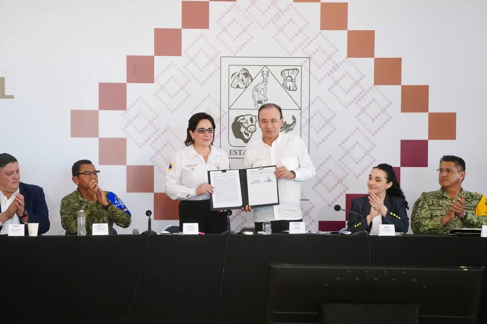 Fortalece Gobernador Durazo protección a las familias sonorenses ante temporada de lluvias y ciclone