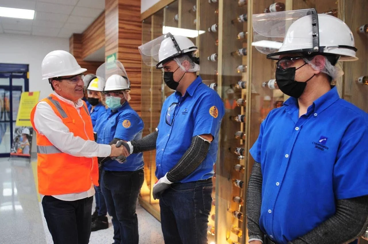 Gobernador Durazo convierte a Sonora en líder manufacturero en la frontera norte