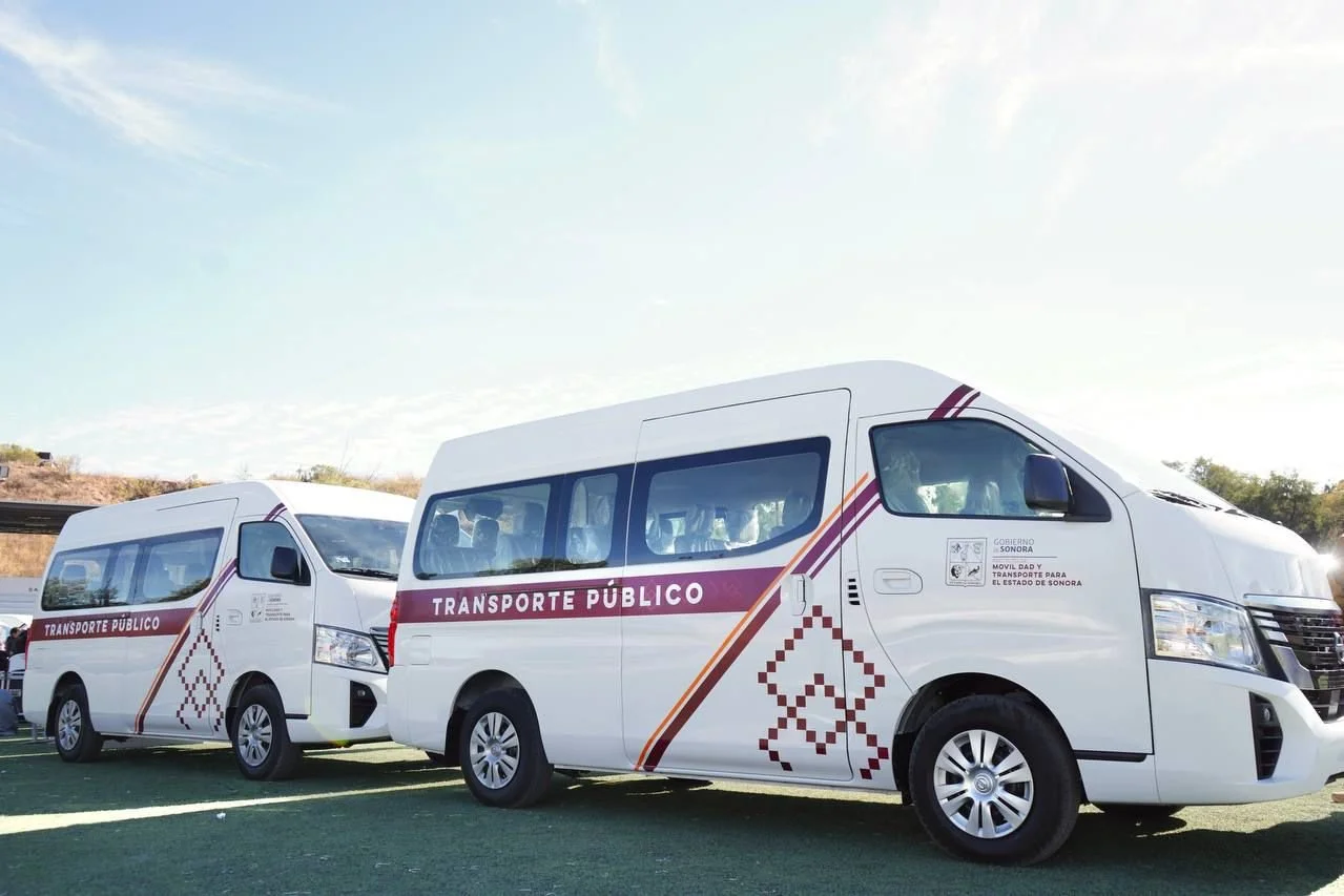 Gobernador Durazo moderniza flota de transporte en Hermosillo con 49 nuevas unidades