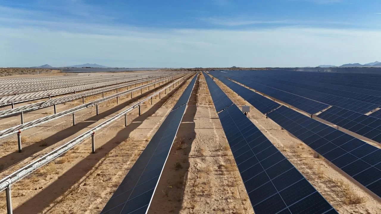 Gobernador Durazo impulsa energía solar para 250 mil hogares en Sonora