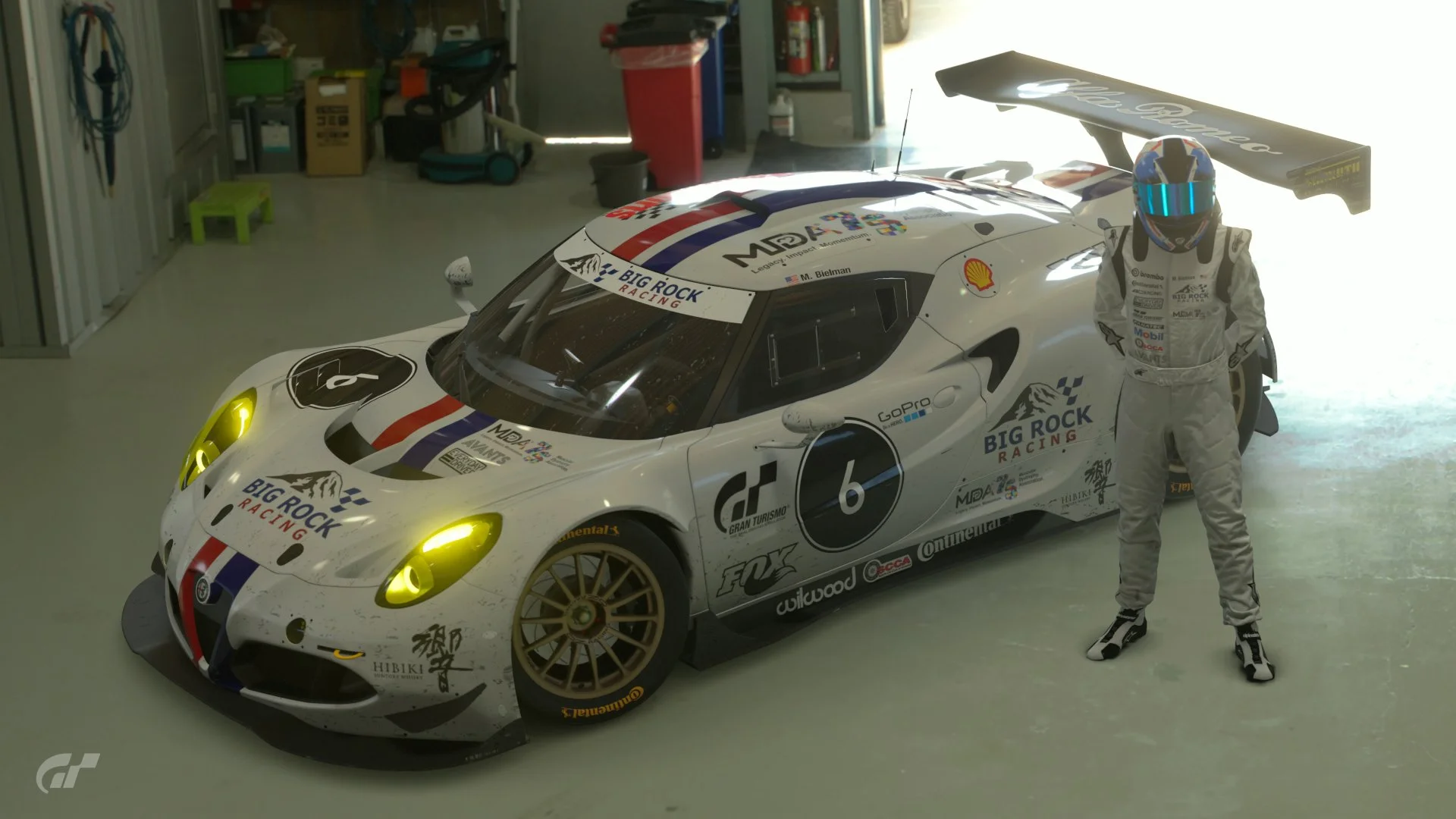 Elbows Out at Lago Maggiore 