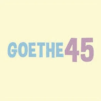 Text 'Goethe 45' in blauen und lilafarbenen Buchstaben auf hellem Hintergrund.