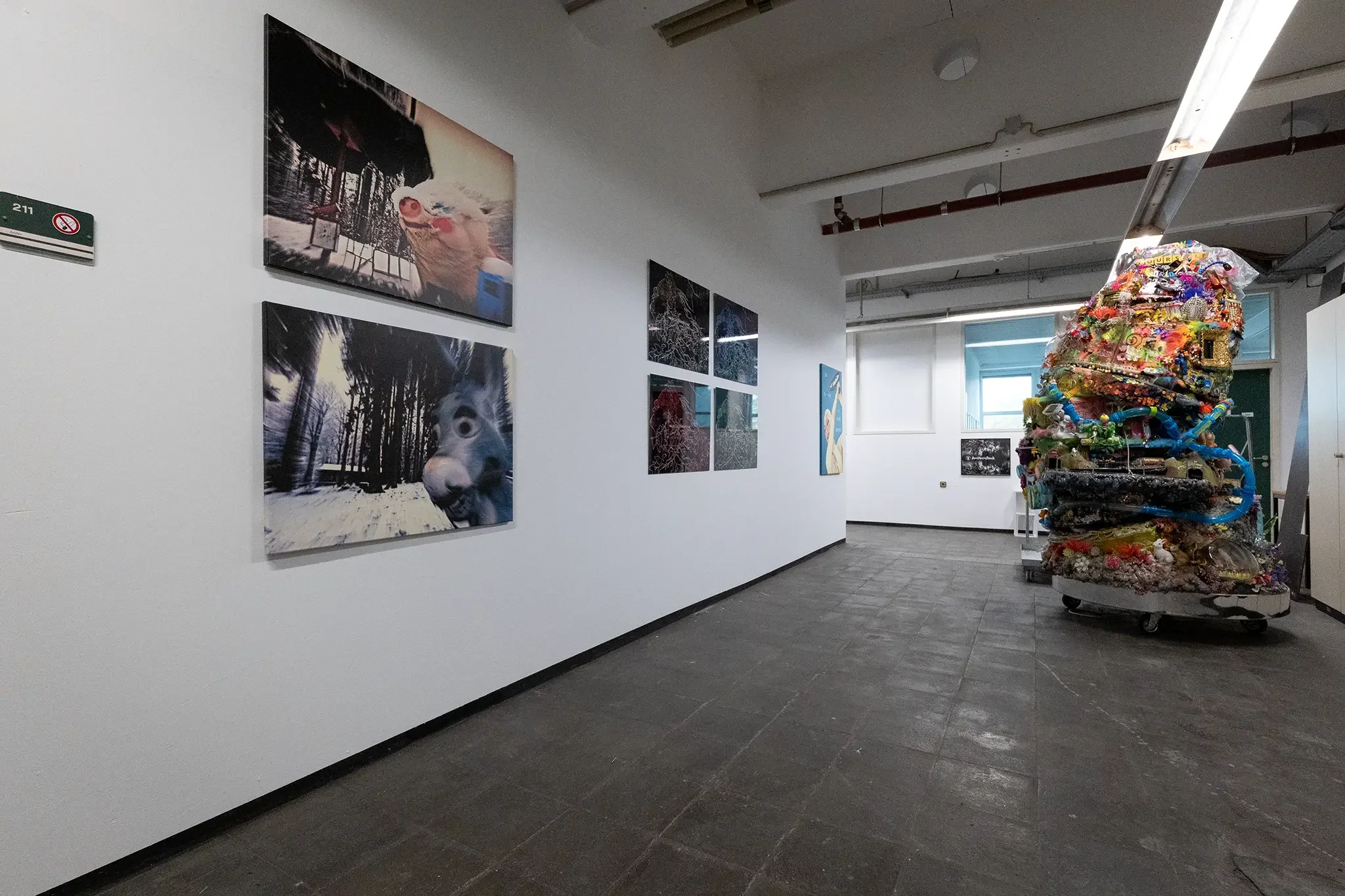 Installation von Emil Adam