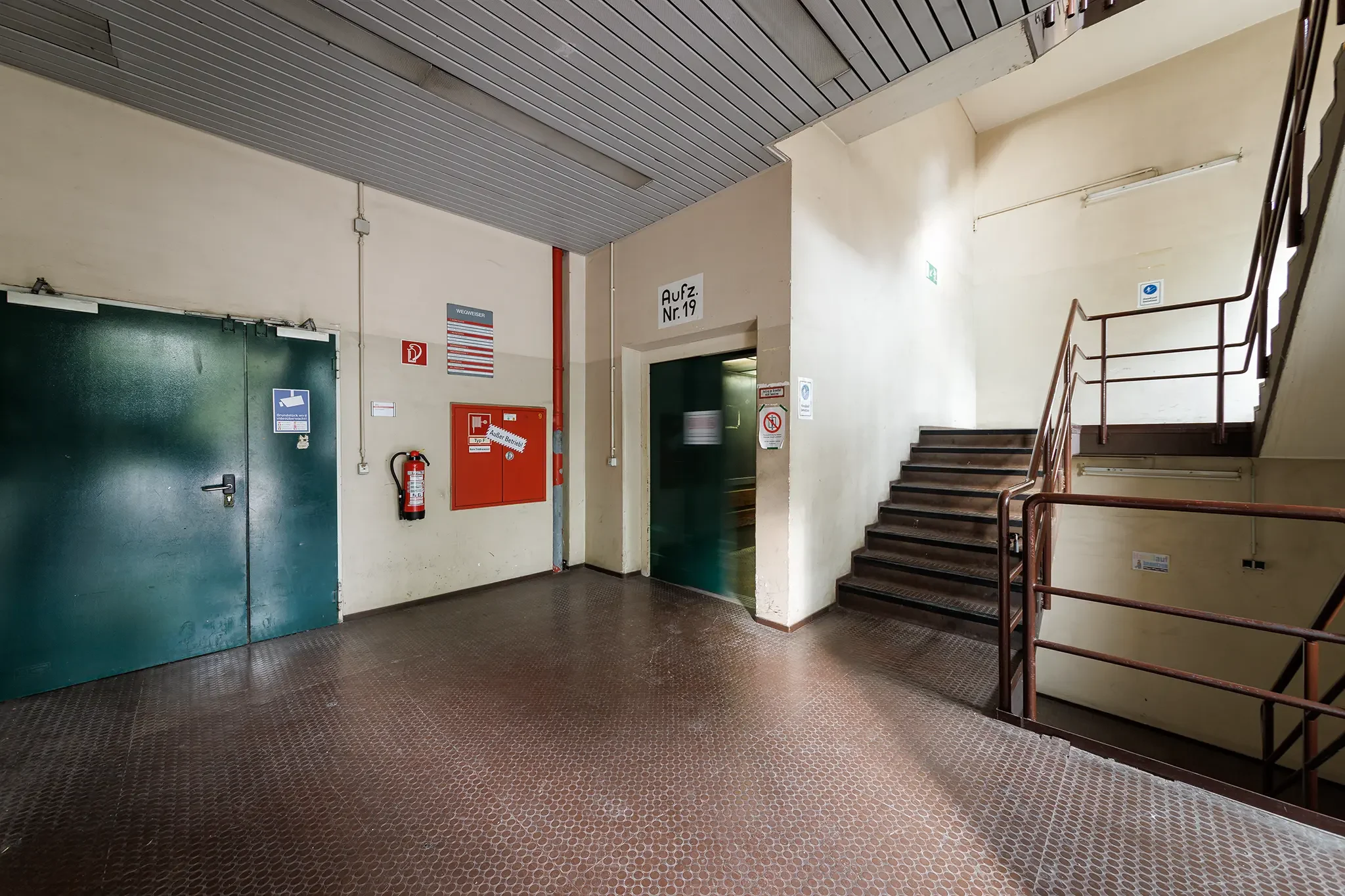 Aufzug zur Atelieretage