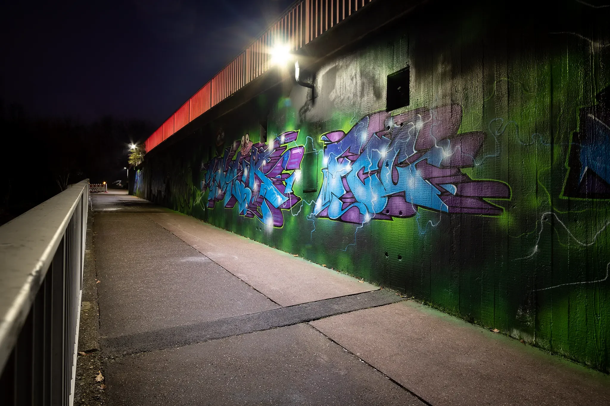 "Schweine-Wand" unterhalb der Paffrather Straße