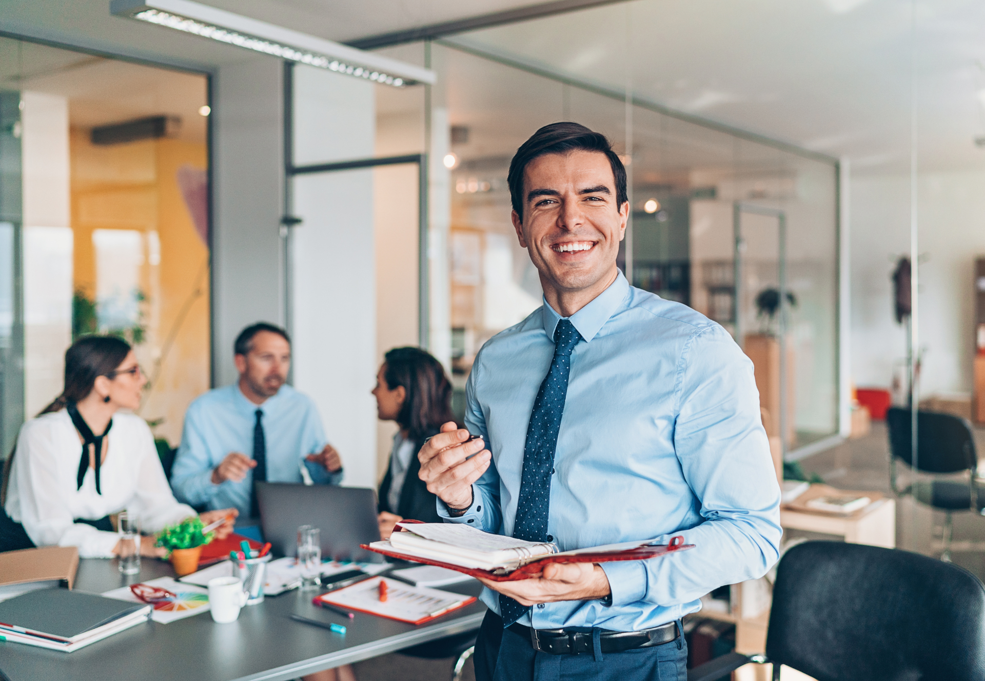 Cada comunidad escuela educativa es un ecosistema único, con su propia identidad, valores y desafíos.  Desarrollo humano. Escuela para padres.