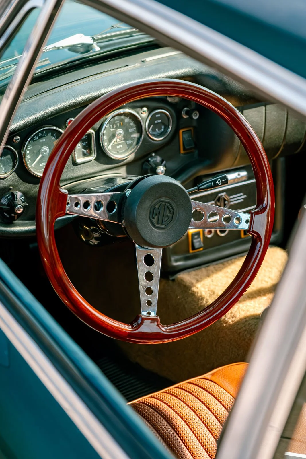 Cars-And-Coffee-2026-04-25-029.jpg