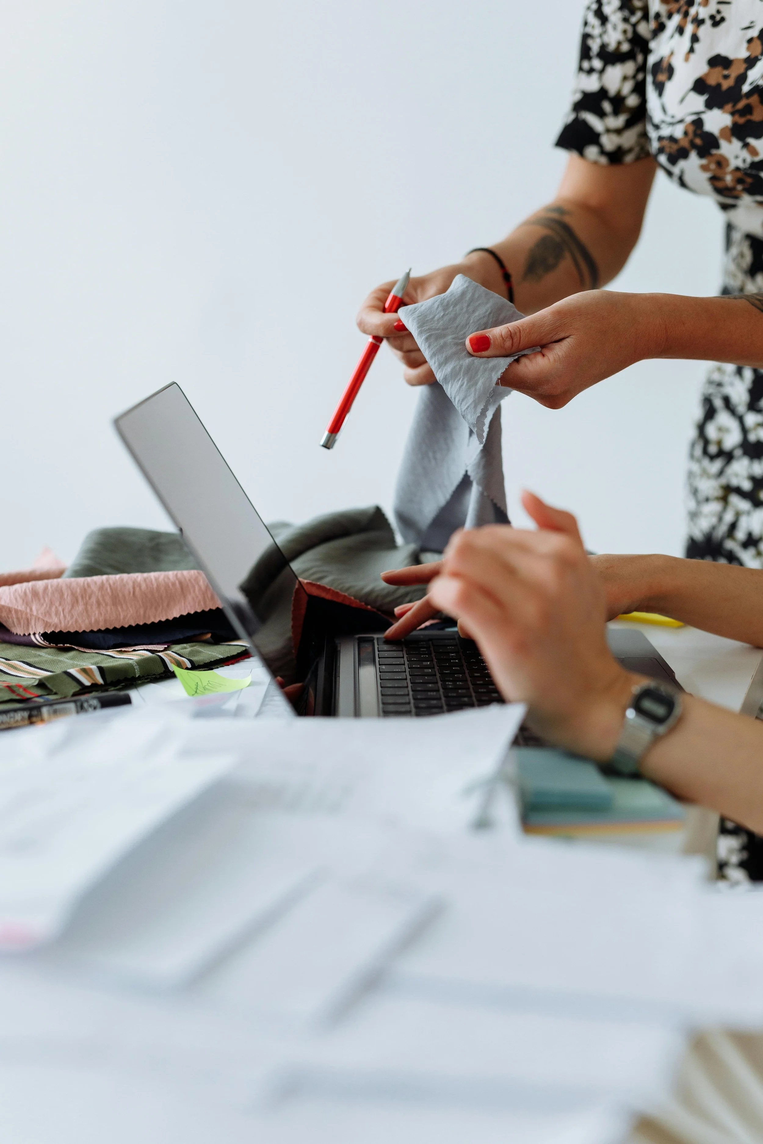 How to Find a Clothing Manufacturer for Your Startup