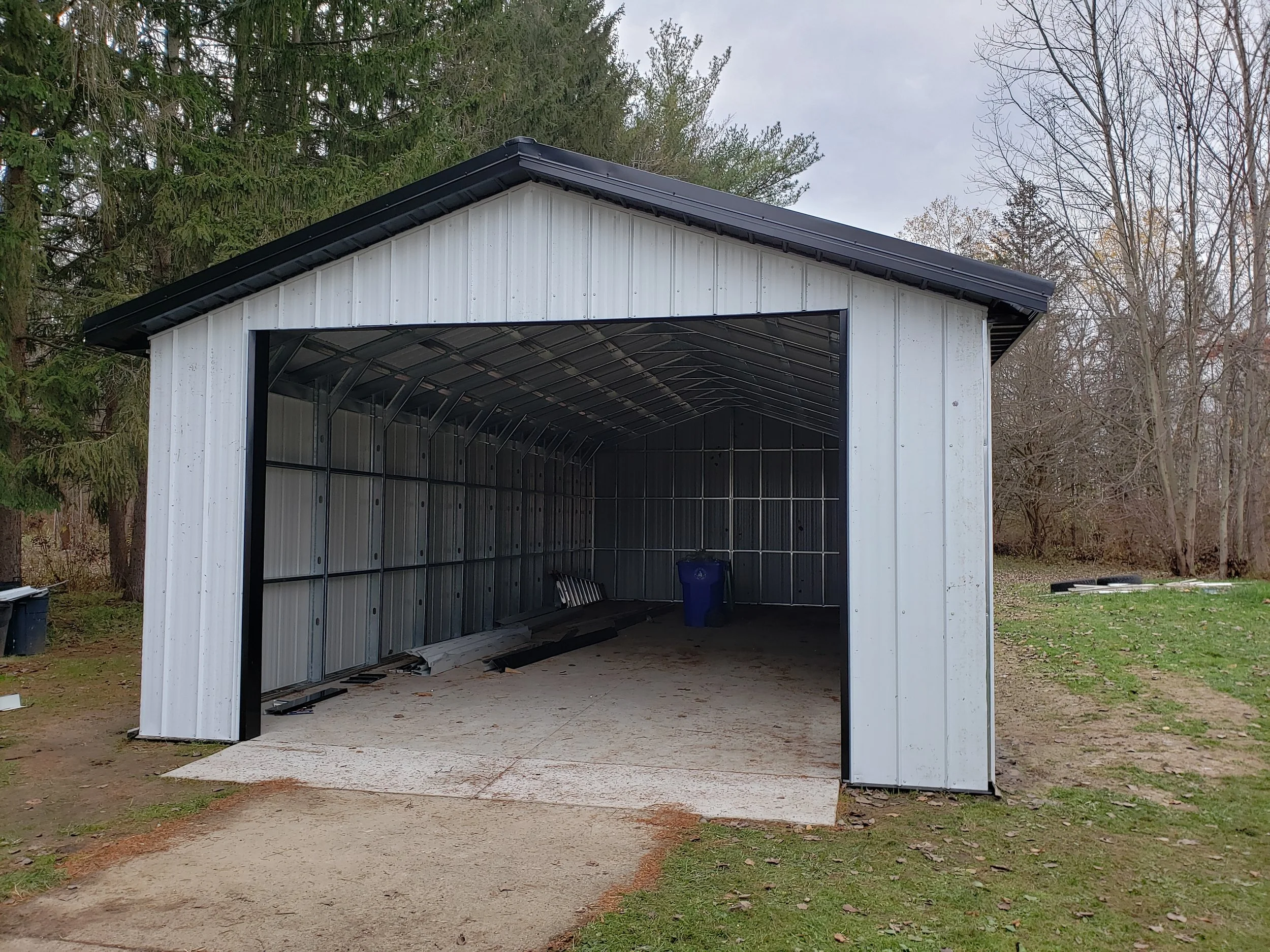 Metal Garage 14.jpg