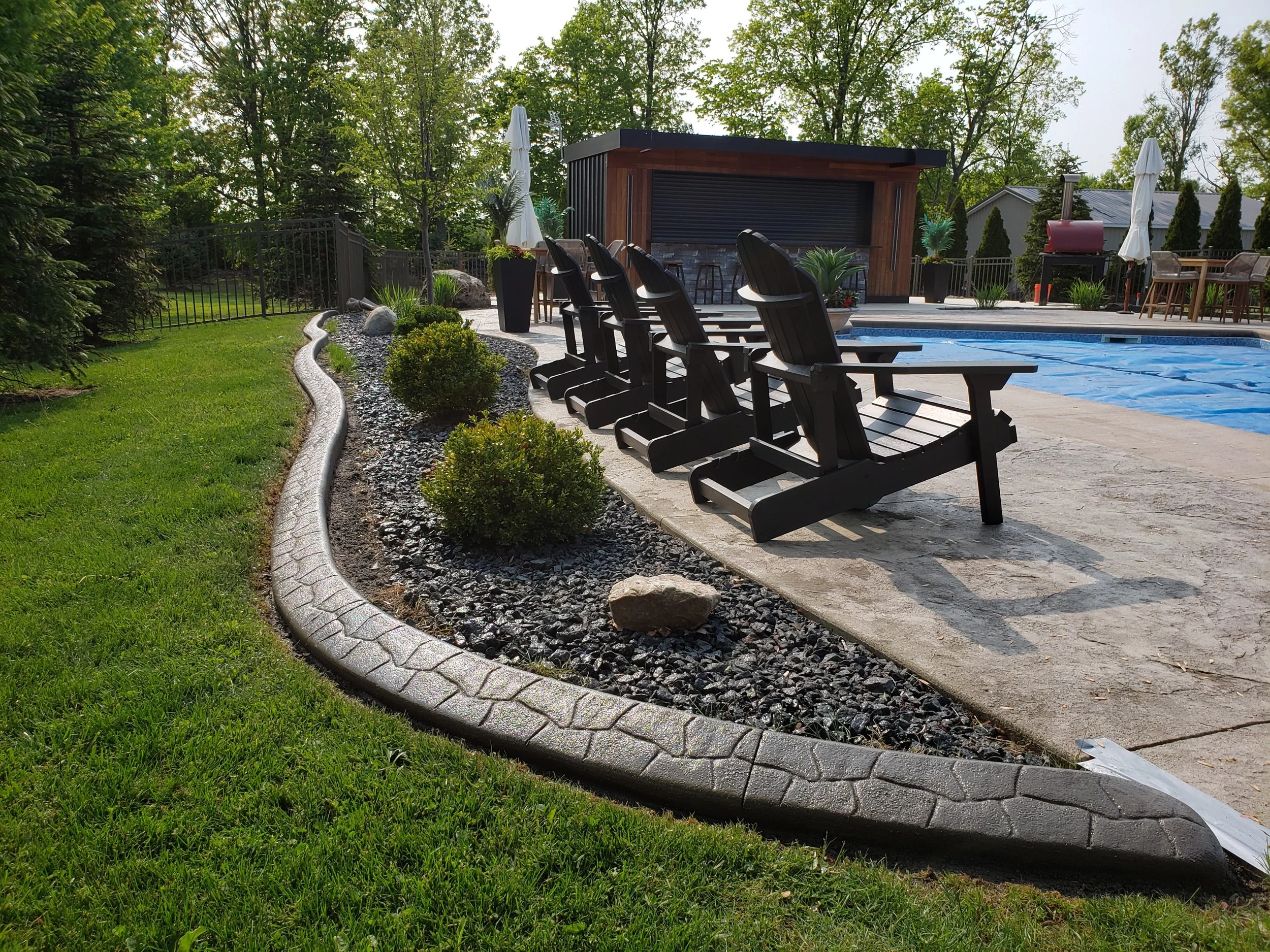 Concrete Lawn Edging