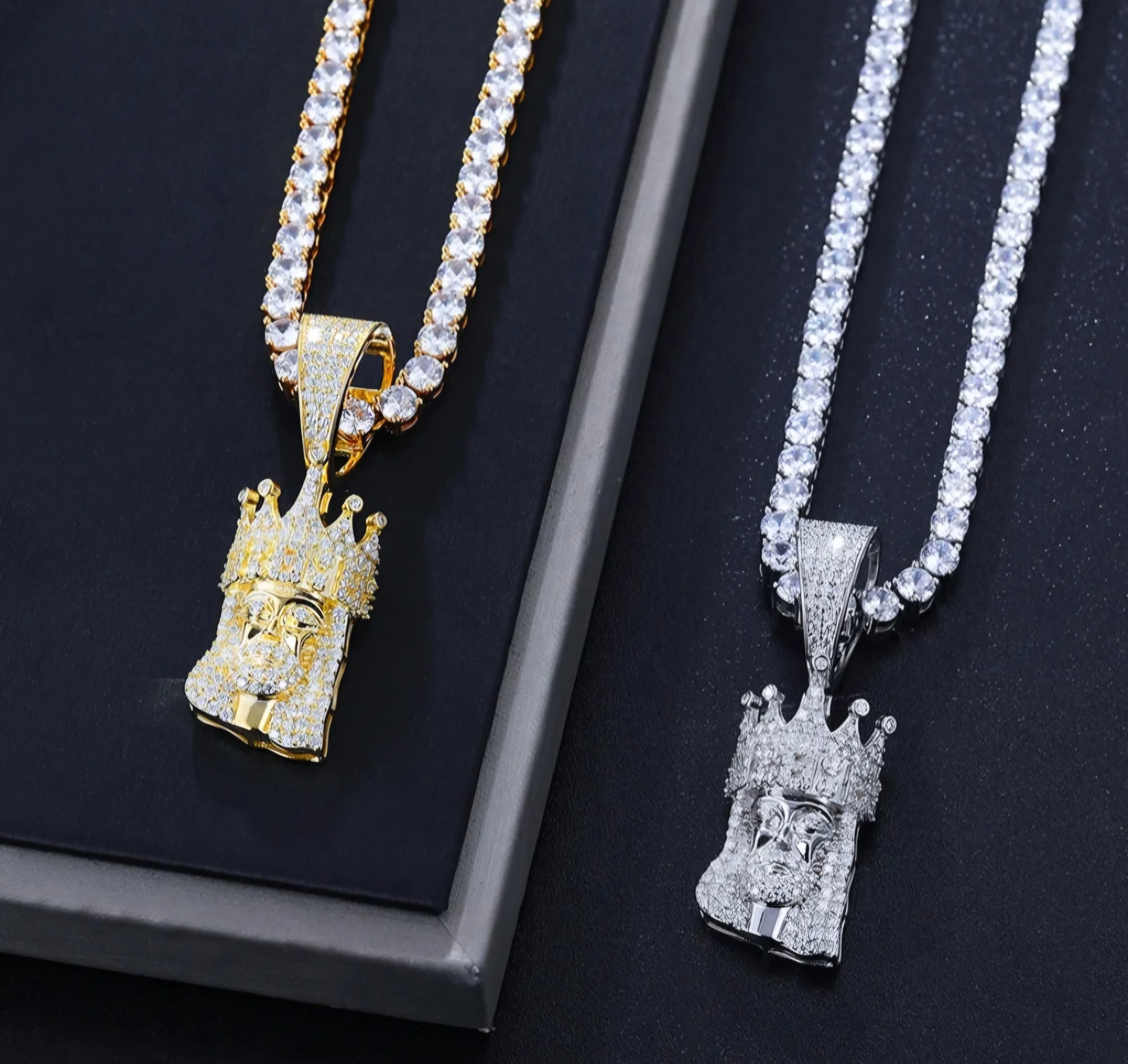 Jesus King Pendant .925 Silver