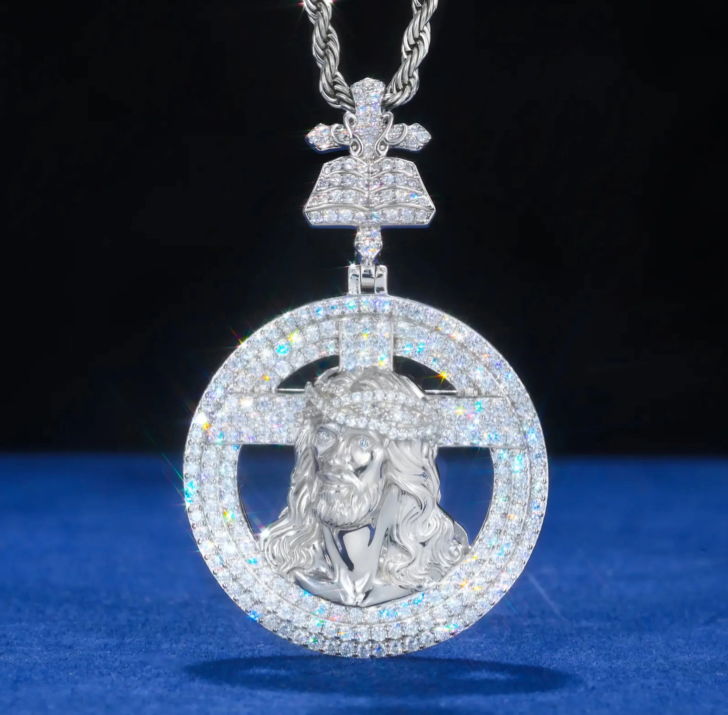 Crucifixion Jesus Pendant .925 Silver