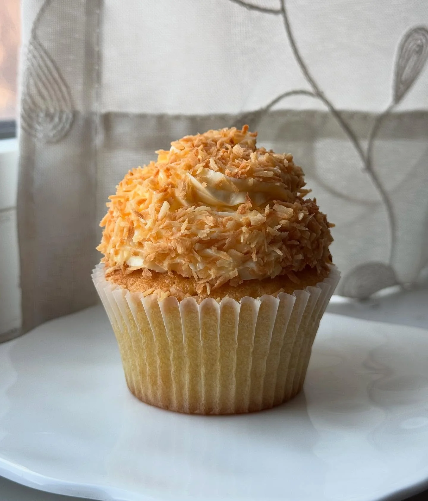 This past weekend&rsquo;s treat was coconut cupcakes! Coconut milk cupcake, vanilla bean swiss meringue buttercream, absolutely covered in toasted coconut. These turned out so delicate in crumb and overall flavor was light but impactful. Thanks alway