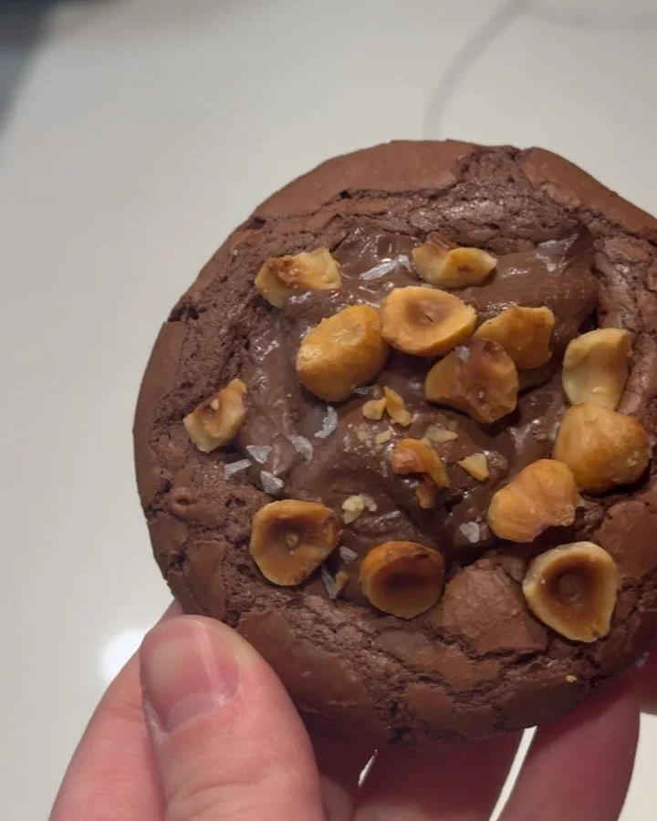 First sale of 2025! I decided on a loaded Nutella cookie with olive oil roasted and salted hazelnuts. The chocolate cookie turned out so chewy and fudgey and the hazelnuts gave the perfect crunch. Thanks to everyone who grabbed one!