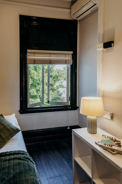 DBL room window.png